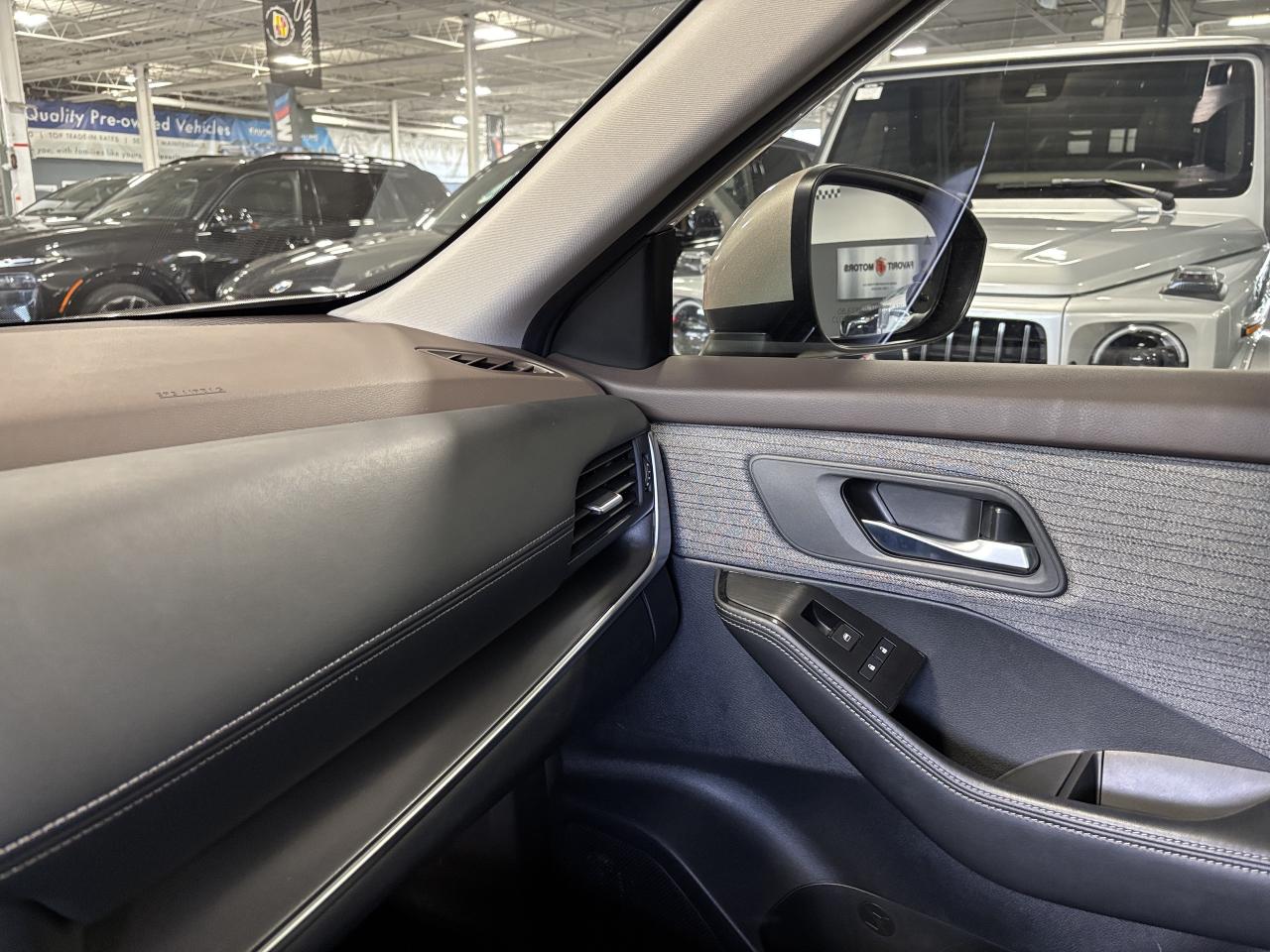 2023 Nissan Rogue SV AWD|MOONROOF|ALLOYS|360CAM|HEATEDSEATS|+++ - Photo #15