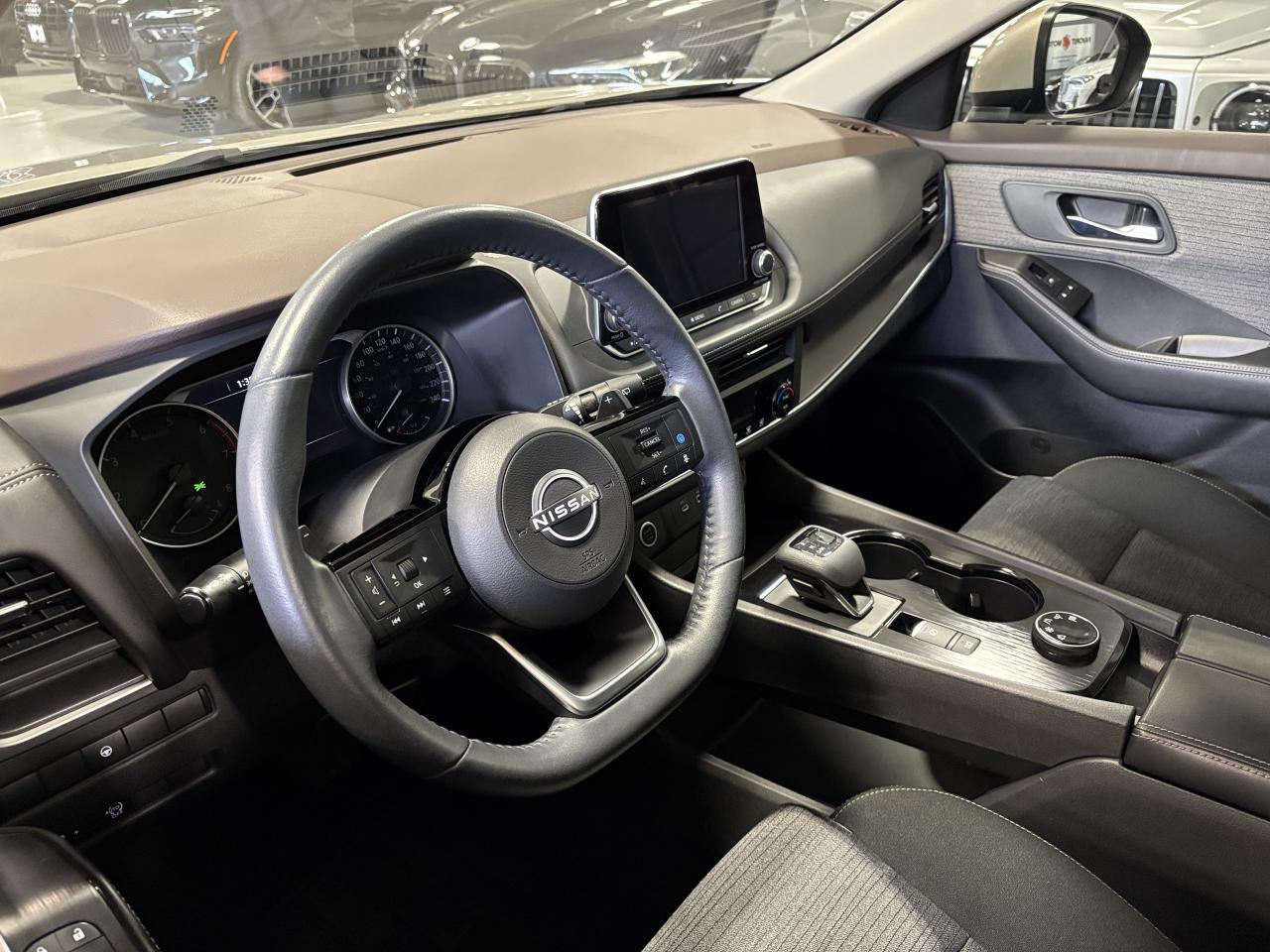 2023 Nissan Rogue SV AWD|MOONROOF|ALLOYS|360CAM|HEATEDSEATS|+++ - Photo #14