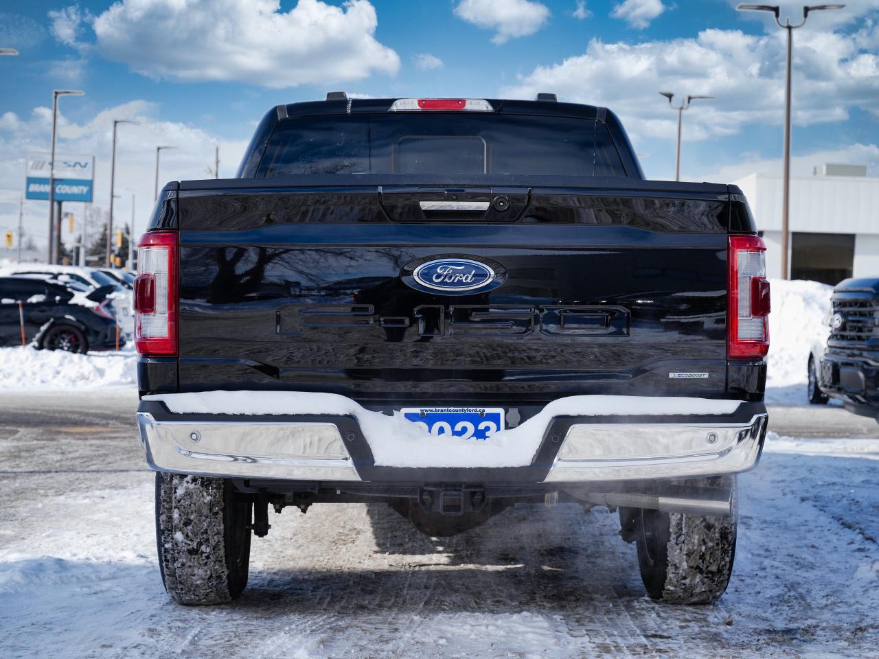 2023 Ford F-150 LARIAT 4X4 | CHROME PKG | LEATHER | WOWZERS! Photo