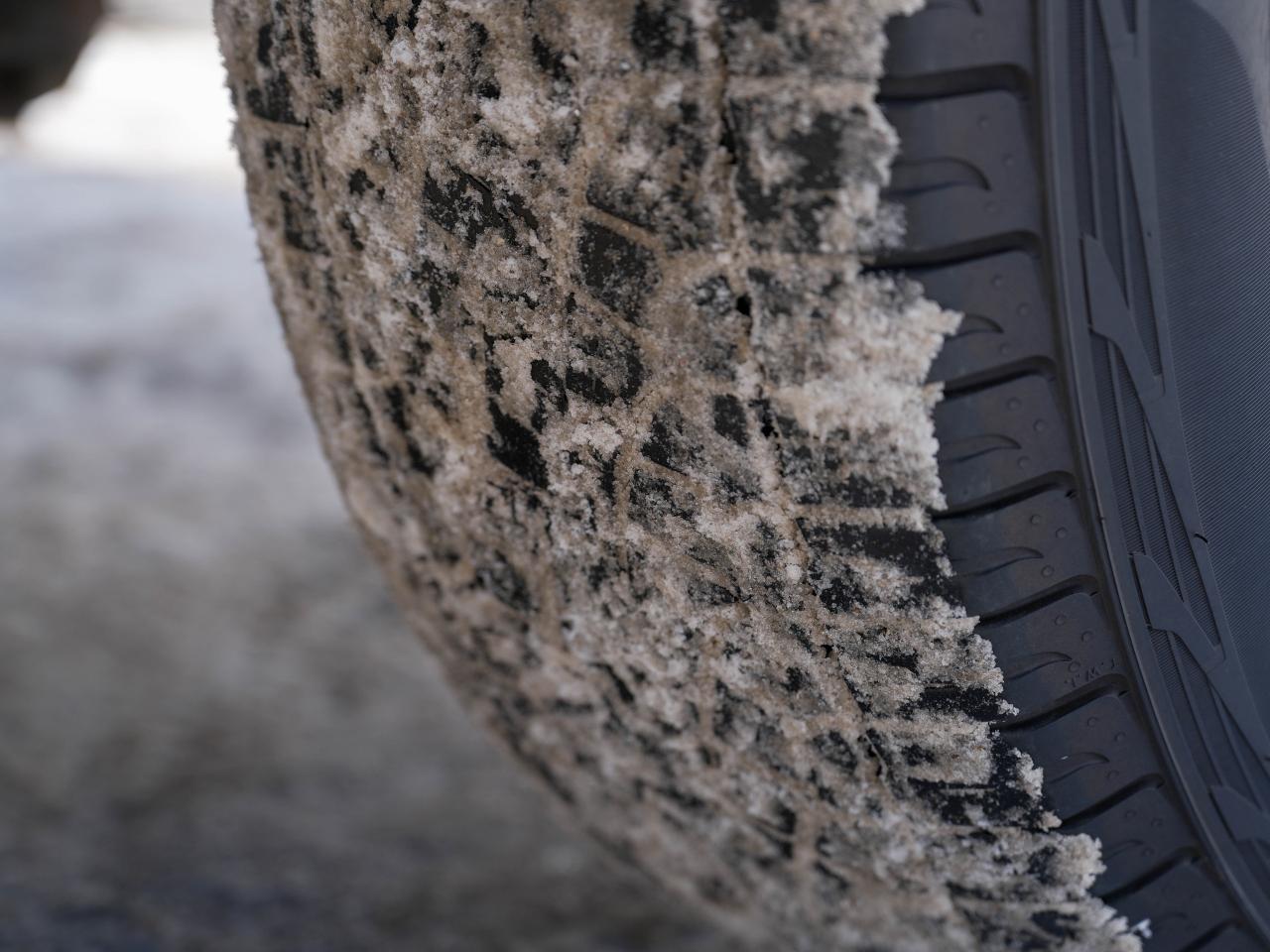 2023 Ford F-150 LARIAT 4X4 | CHROME PKG | LEATHER | WOWZERS! Photo