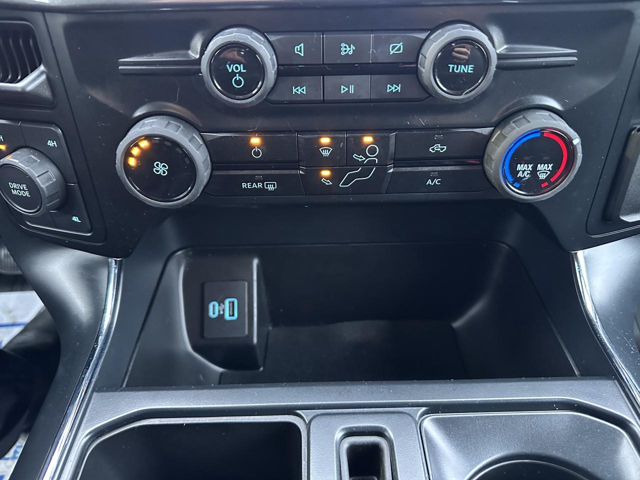 2024 Ford F-150 STX | V6 | BLACK BEAUTY | SUPER CREWCAB Photo