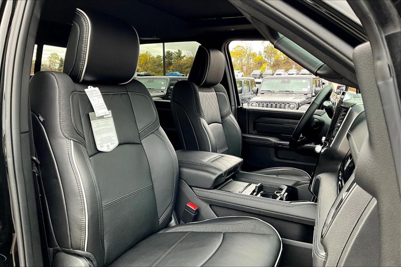 2025 RAM 3500 Limited Dually | Max Tow | 5th Wheel Hitch | 4X4 Photo