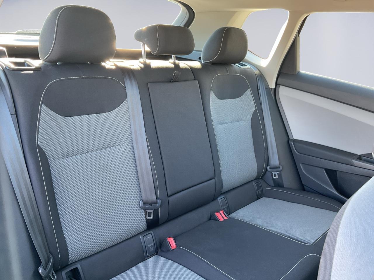 2022 Volkswagen Taos 1.5L Fully Certified! Ready for Your Driveway! Photo