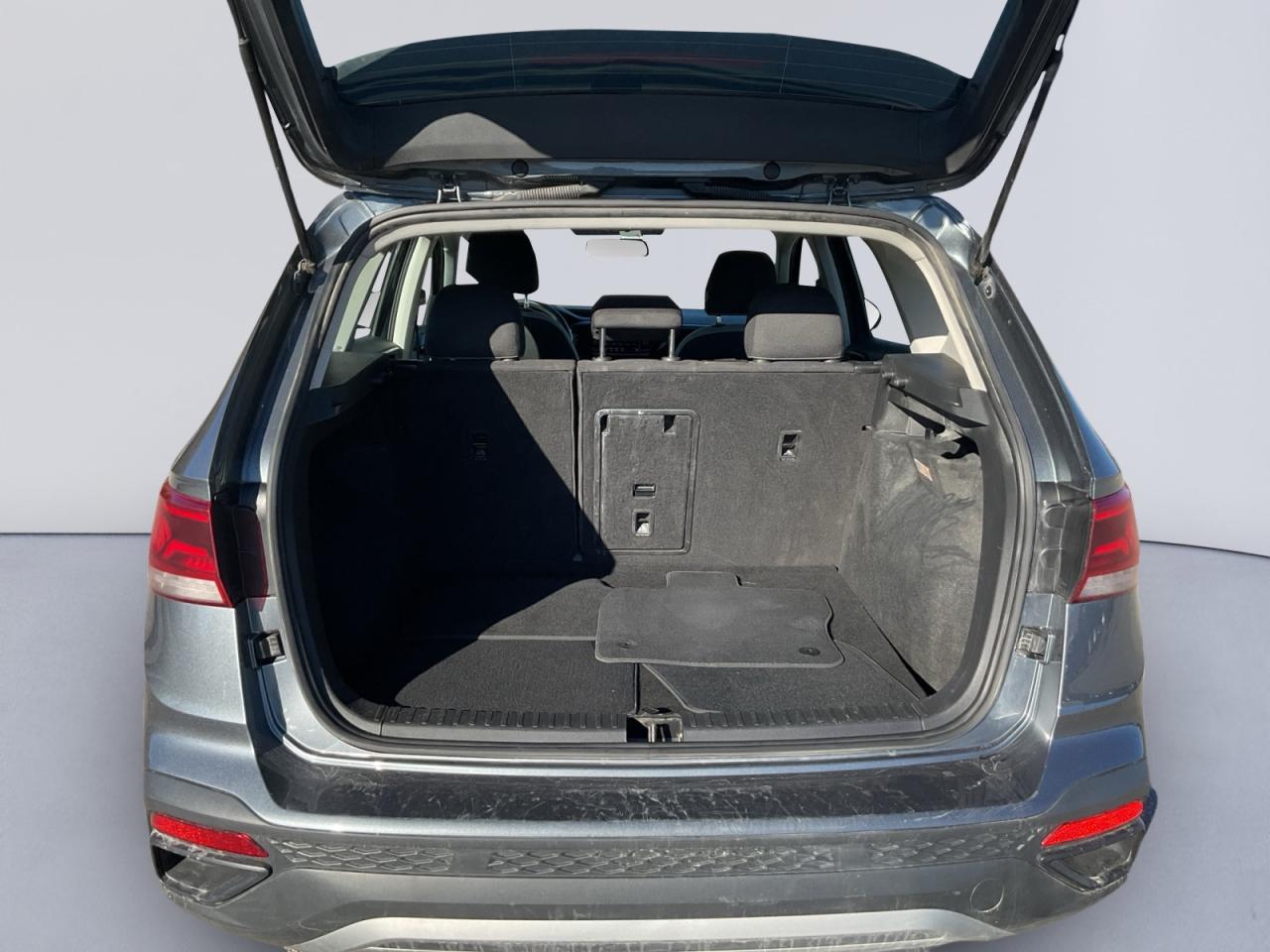 2022 Volkswagen Taos 1.5L Fully Certified! Ready for Your Driveway! Photo