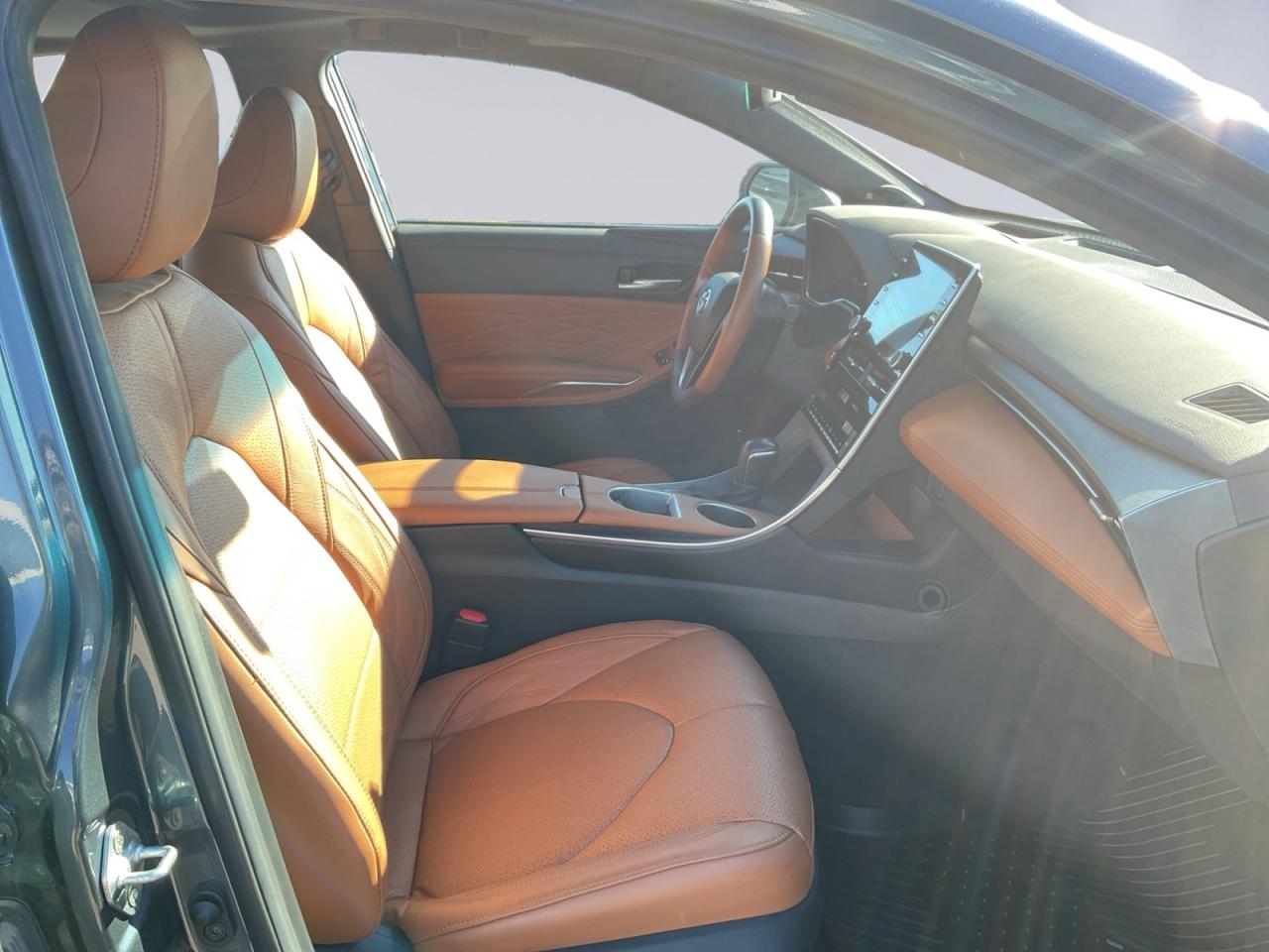 2021 Toyota Avalon 2.5L Leather! Sunroof! Loaded! Certified! Photo