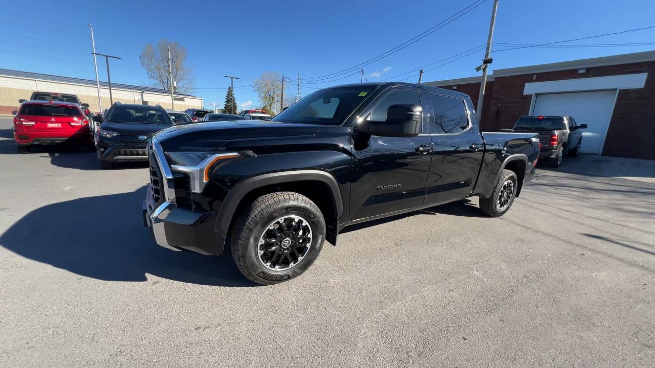 2024 Toyota Tundra TRD-OFF ROAD 4X4 |CREW |HTD SEATS|CARPLAY|TOW PKG Photo3