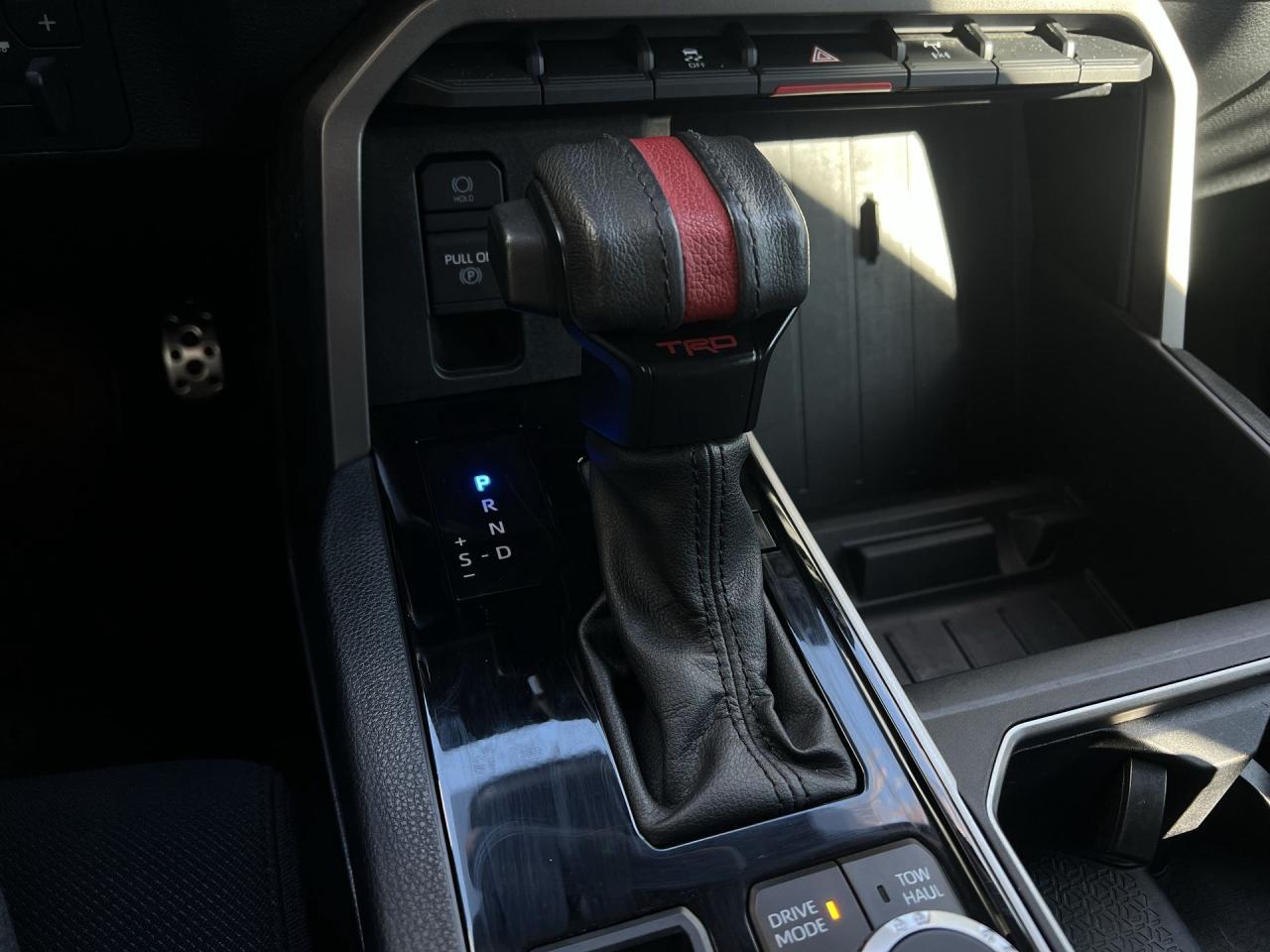 2024 Toyota Tundra TRD-OFF ROAD 4X4 |CREW |HTD SEATS|CARPLAY|TOW PKG Photo