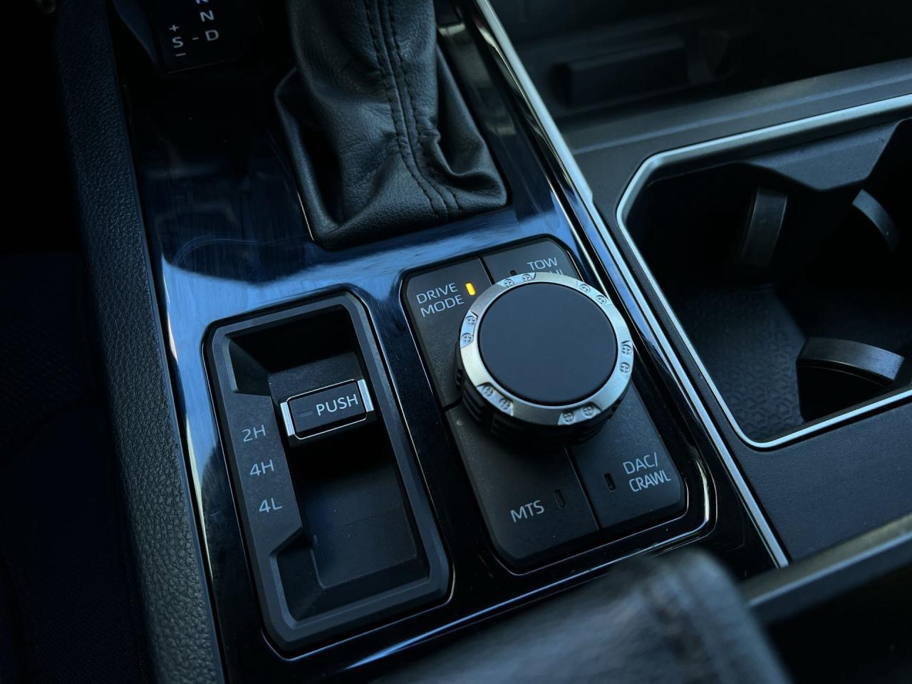 2024 Toyota Tundra TRD-OFF ROAD 4X4 |CREW |HTD SEATS|CARPLAY|TOW PKG Photo