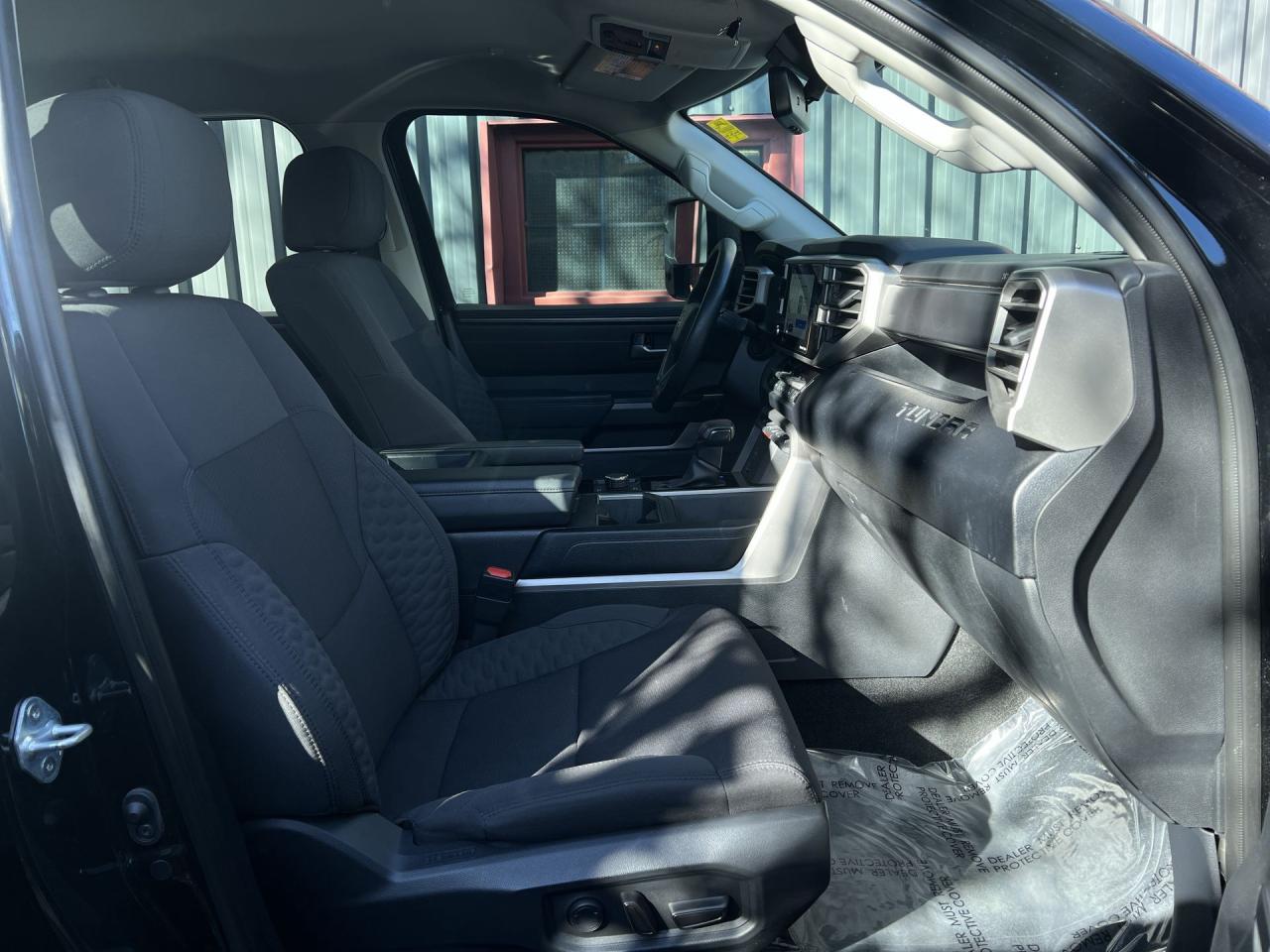 2024 Toyota Tundra TRD-OFF ROAD 4X4 |CREW |HTD SEATS|CARPLAY|TOW PKG Photo