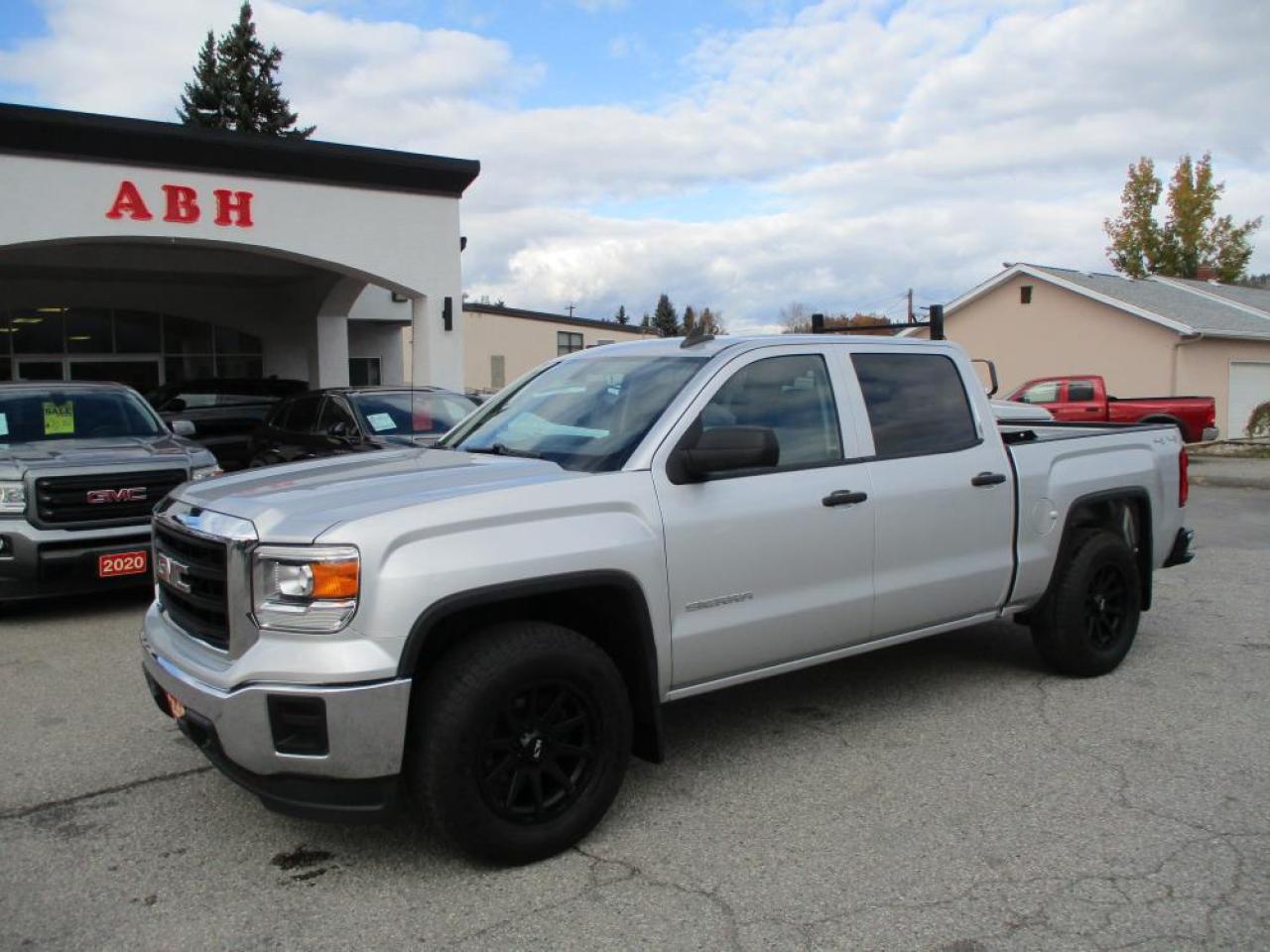 Used 2015 GMC Sierra 1500 Crew Cab 4X4 for sale in Grand Forks, BC