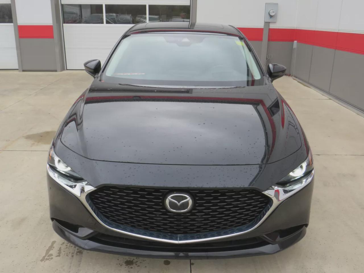 2020 Mazda MAZDA3 GT (**CLEAN TITLE/NO ACCIDENTS!!**SAFETY/CERTIFIED!!**ALLOY RIMS**NAVIGATION**LEATHER**SUNROOF**POWER SEATS**HEADS UP DISPLAY**HEATED SEATS**HEATED STEERING WHEEL**PUSH BUTTON START**BOSE SOUND SYSTEM**DUAL CLIMATE CONTROL**MEMORY SEATING**REVERSE CAMERA* Photo