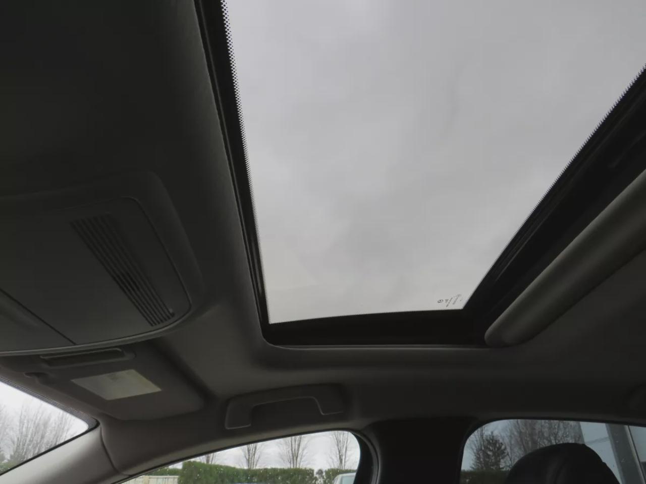 2020 Mazda MAZDA3 GT (**CLEAN TITLE/NO ACCIDENTS!!**SAFETY/CERTIFIED!!**ALLOY RIMS**NAVIGATION**LEATHER**SUNROOF**POWER SEATS**HEADS UP DISPLAY**HEATED SEATS**HEATED STEERING WHEEL**PUSH BUTTON START**BOSE SOUND SYSTEM**DUAL CLIMATE CONTROL**MEMORY SEATING**REVERSE CAMERA* Photo