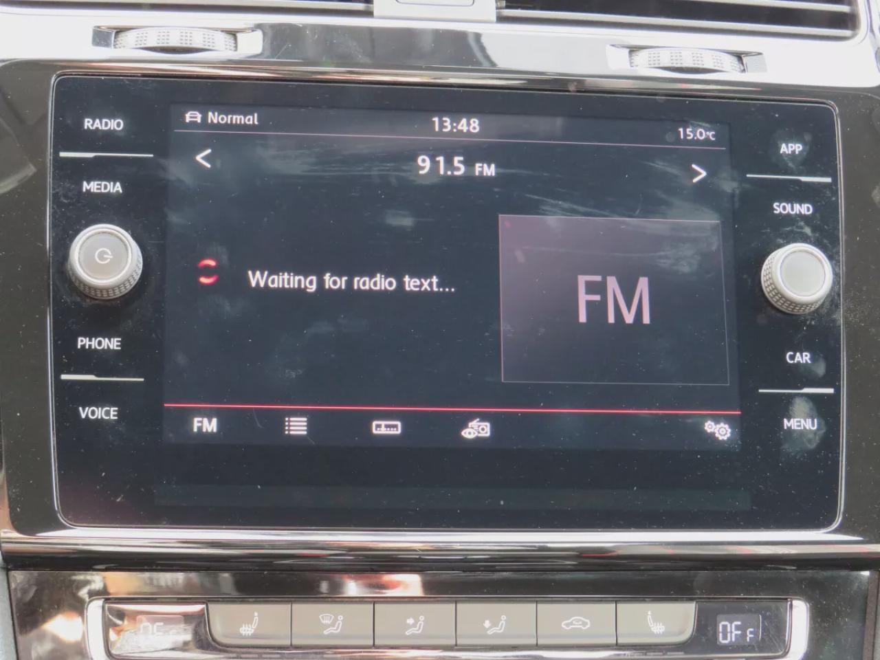 2018 Volkswagen Golf GTI Autobahn (**SAFETY/CERTIFIED!!**ALLOY RIMS**FOG LIGHTS**HEATED SEATS**LEATHER WRAPPED STEERING WHEEL WITH RED STITCHING**DIGITAL TOUCHSCREEN**DUAL CLIMATE CONTROL**BLUETOOTH**CRUISE CONTROL**) Photo