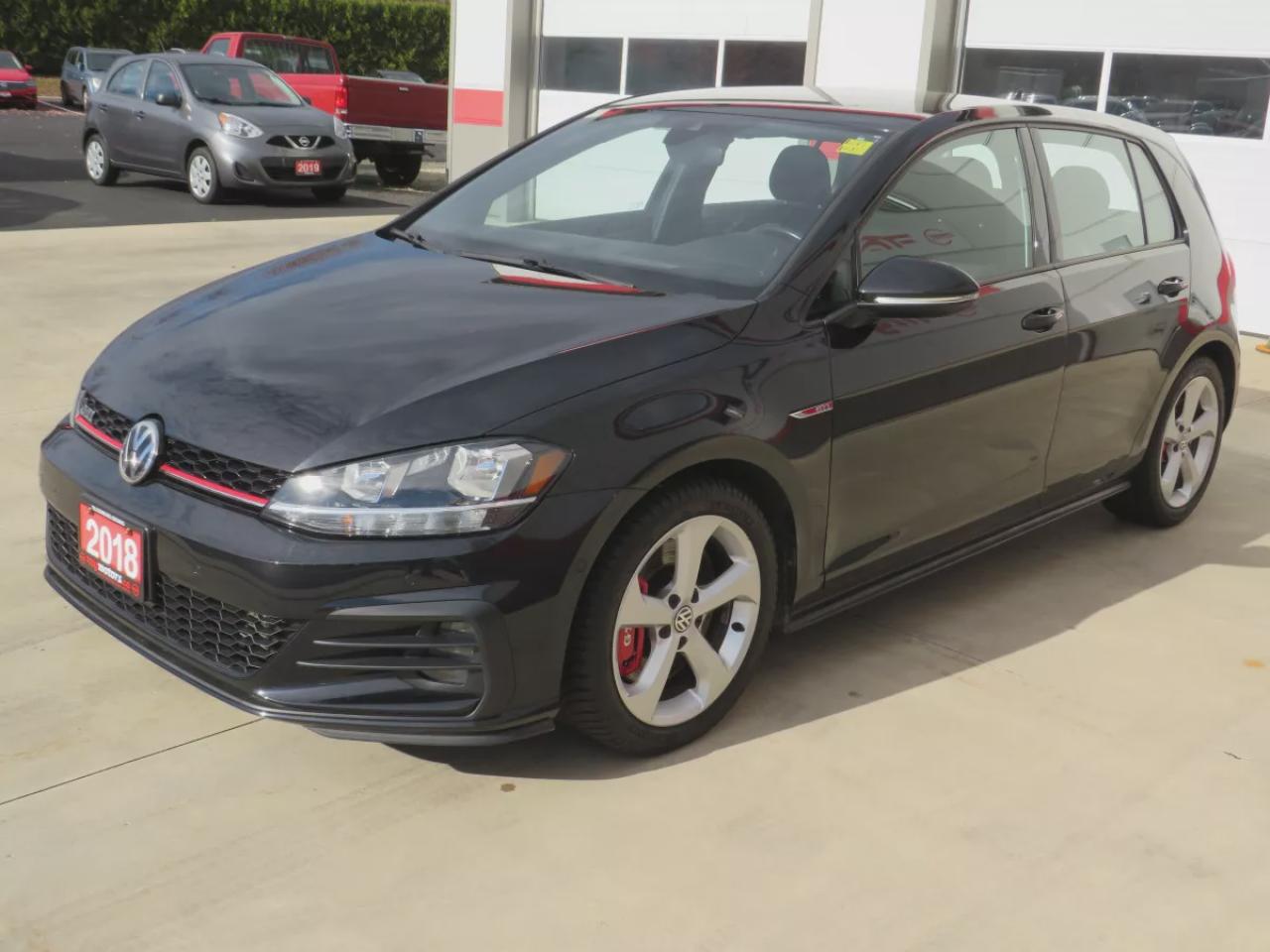 2018 Volkswagen Golf GTI Autobahn (**SAFETY/CERTIFIED!!**ALLOY RIMS**FOG LIGHTS**HEATED SEATS**LEATHER WRAPPED STEERING WHEEL WITH RED STITCHING**DIGITAL TOUCHSCREEN**DUAL CLIMATE CONTROL**BLUETOOTH**CRUISE CONTROL**) Photo