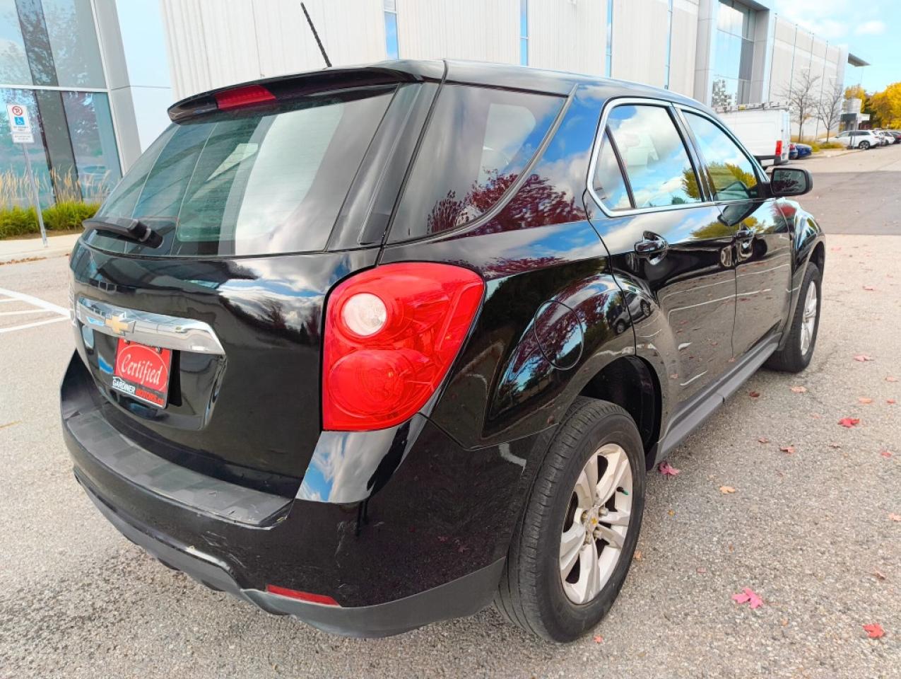 2015 Chevrolet Equinox LS Front-wheel Drive Automatic Photo4