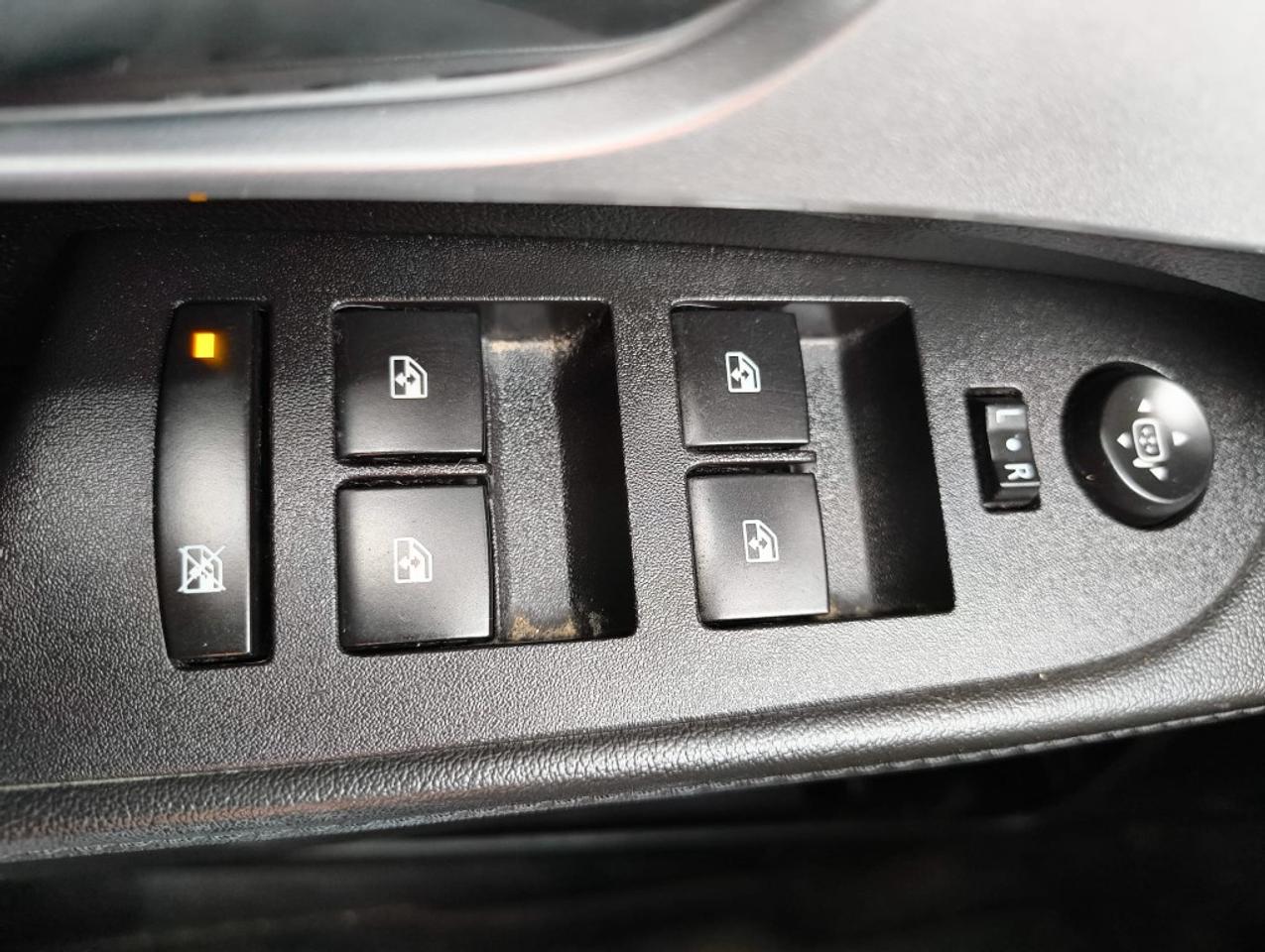 2015 Chevrolet Equinox LS Front-wheel Drive Automatic Photo