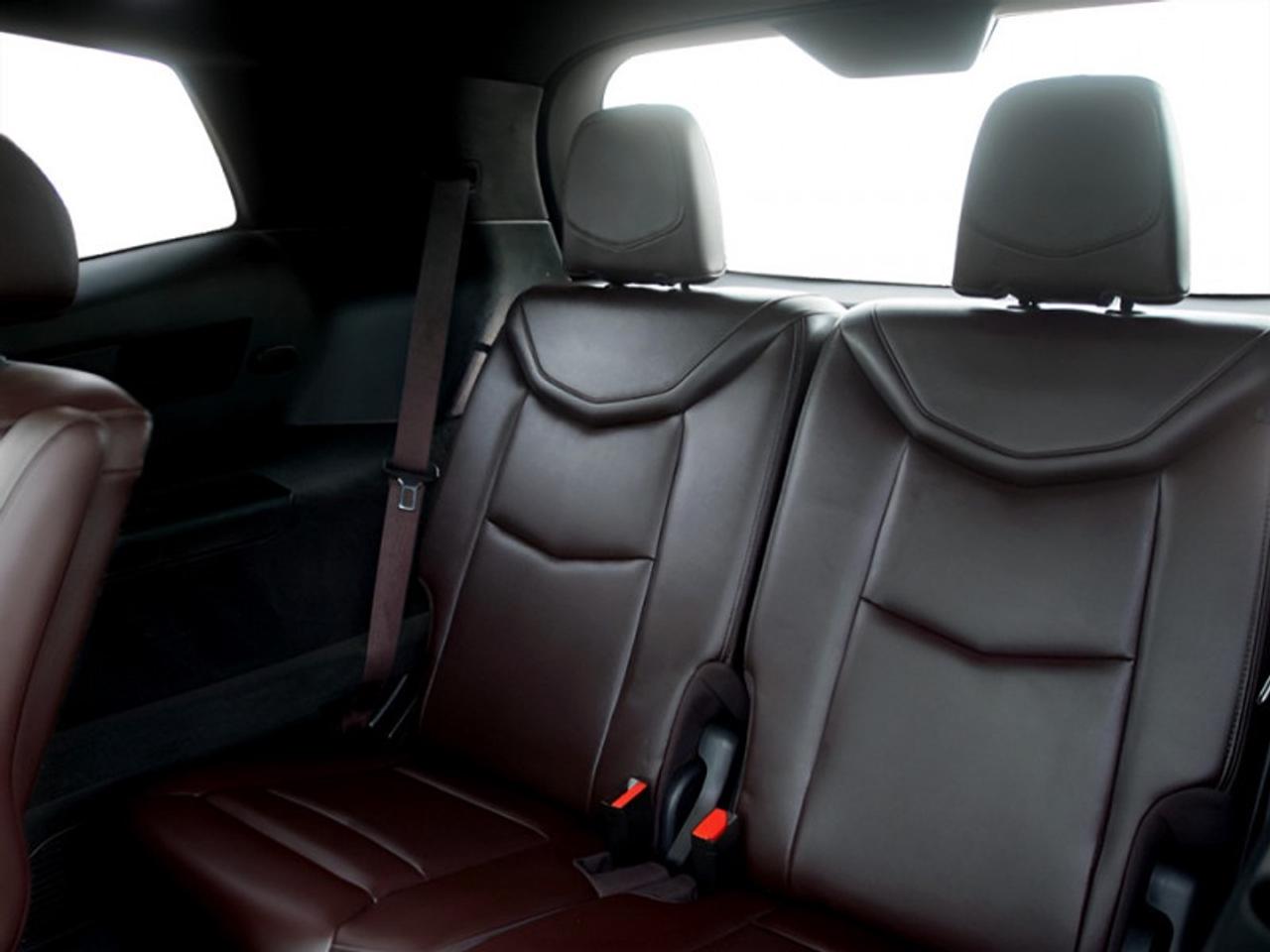 2021 Cadillac XT6 Premium Luxury  **VERY CLEAN - 6 PASS** Photo