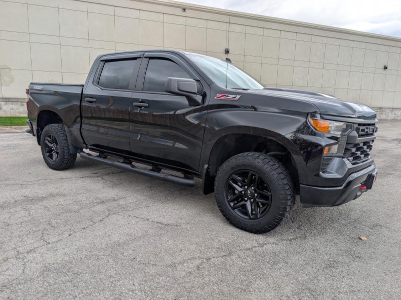 2022 Chevrolet Silverado 1500 Custom Trail Boss  **Z71 PKG** Photo