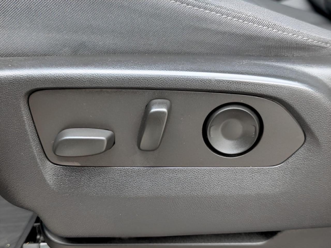 2022 Chevrolet Silverado 1500 Custom Trail Boss  **Z71 PKG** Photo