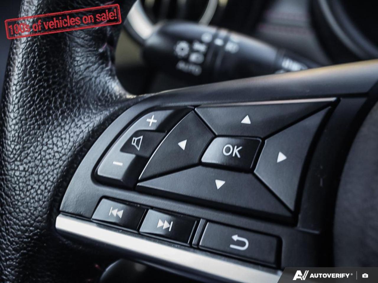 2019 Nissan Kicks SR Photo