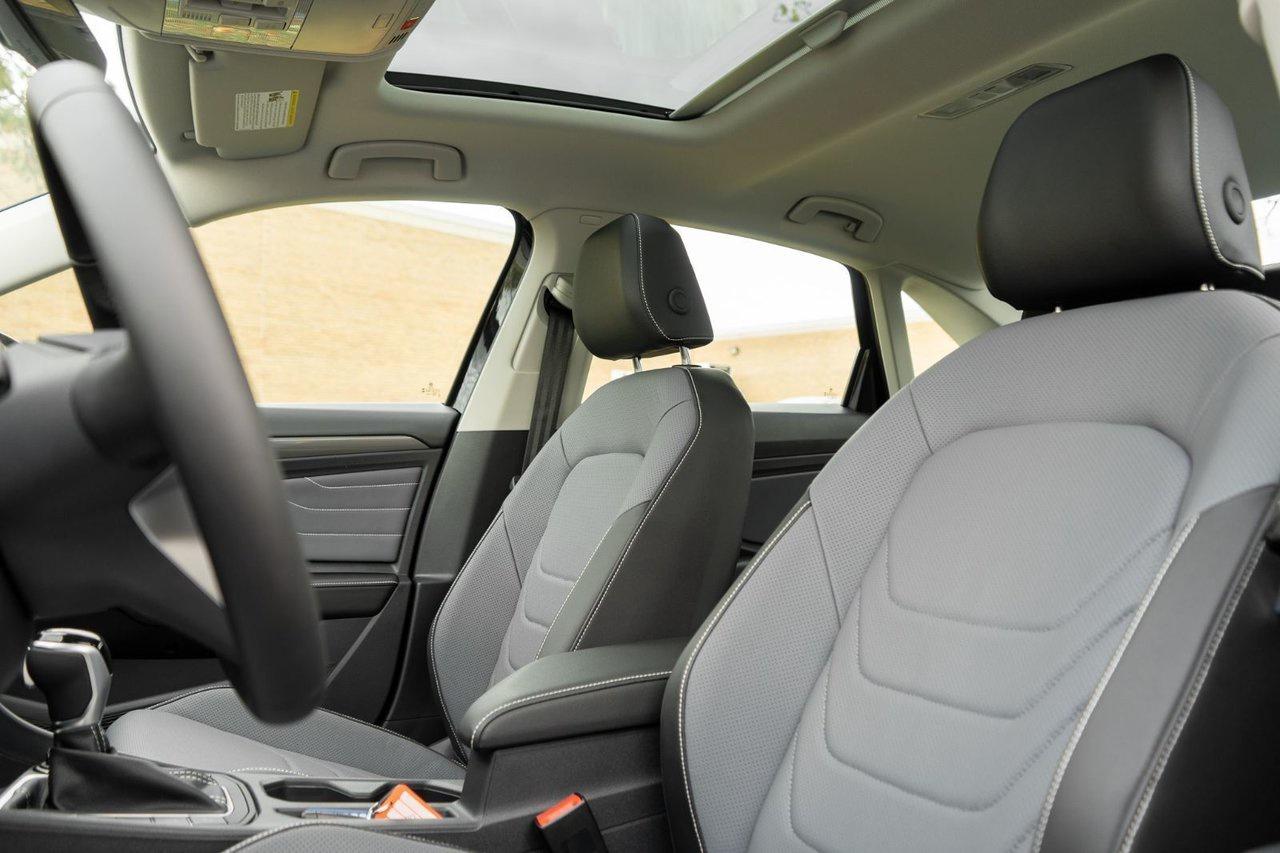 2025 Volkswagen Jetta HIGHLINE Photo