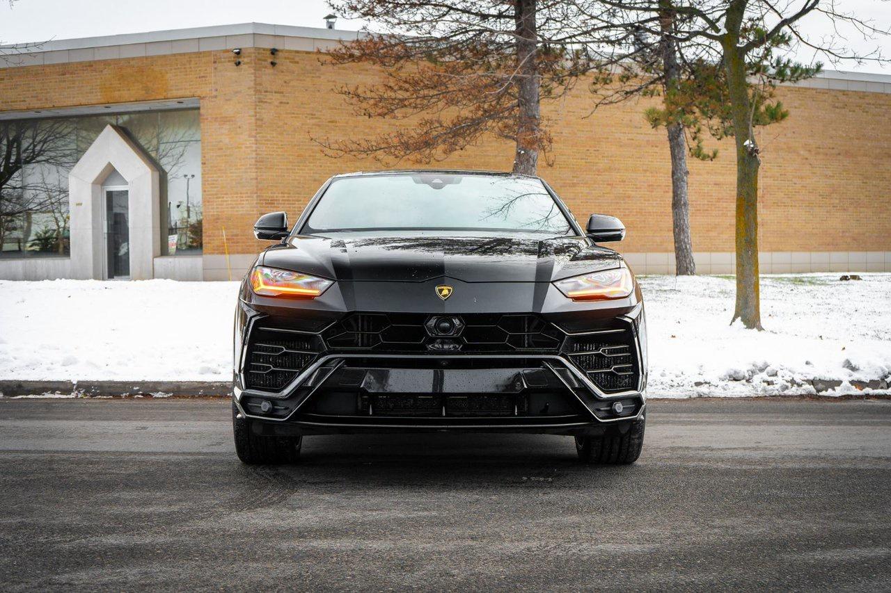 2022 Lamborghini Urus  Photo