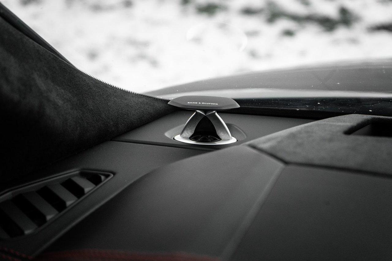 2022 Lamborghini Urus  Photo