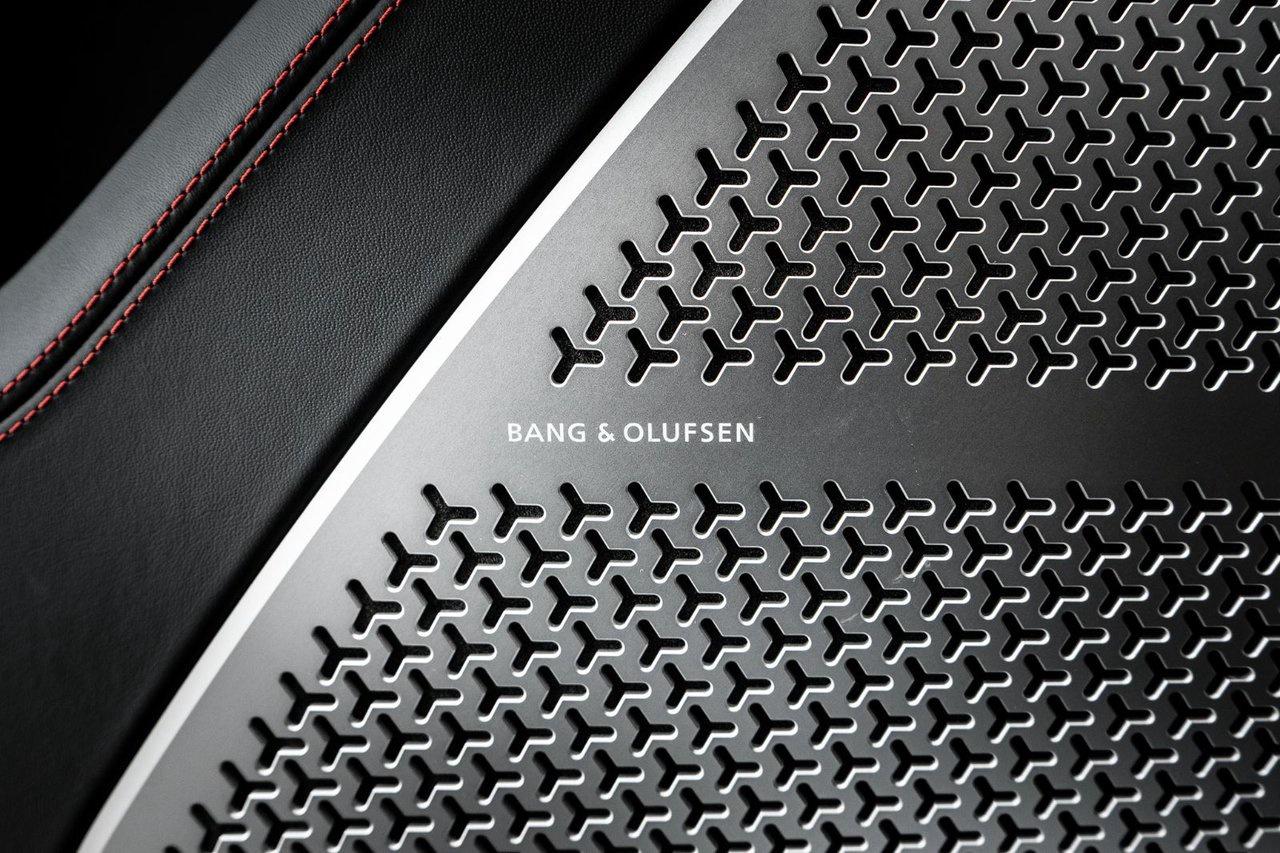 2022 Lamborghini Urus  Photo