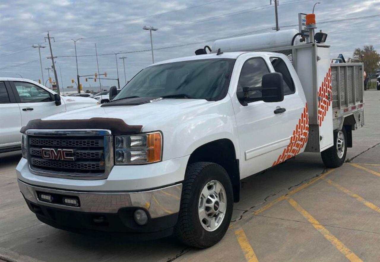 Used 2013 GMC Sierra 2500 HD SERVICE BODY, POWER TAILGATE for sale in Winnipeg, MB