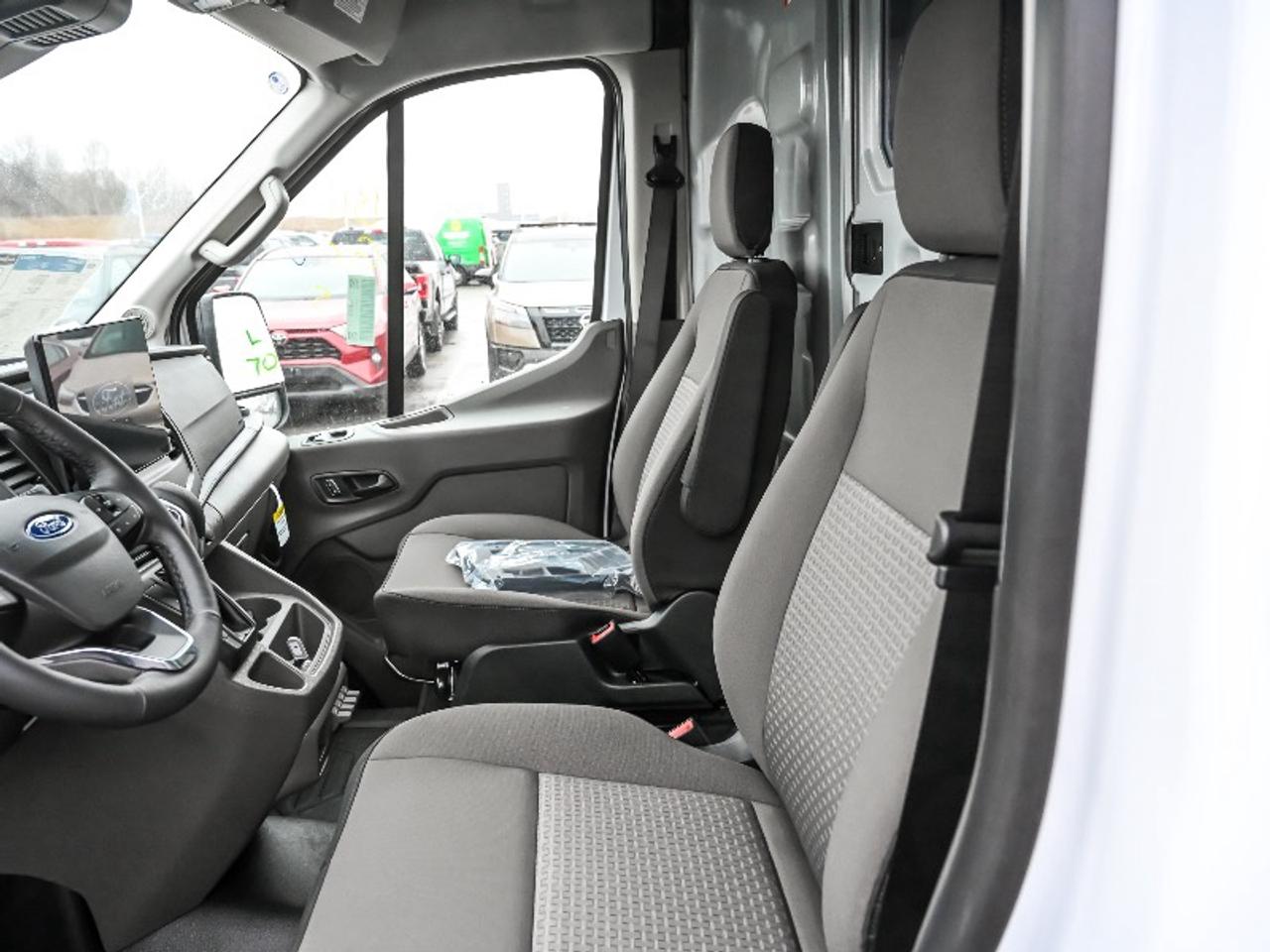 2026 Ford Transit Cargo Van Photo
