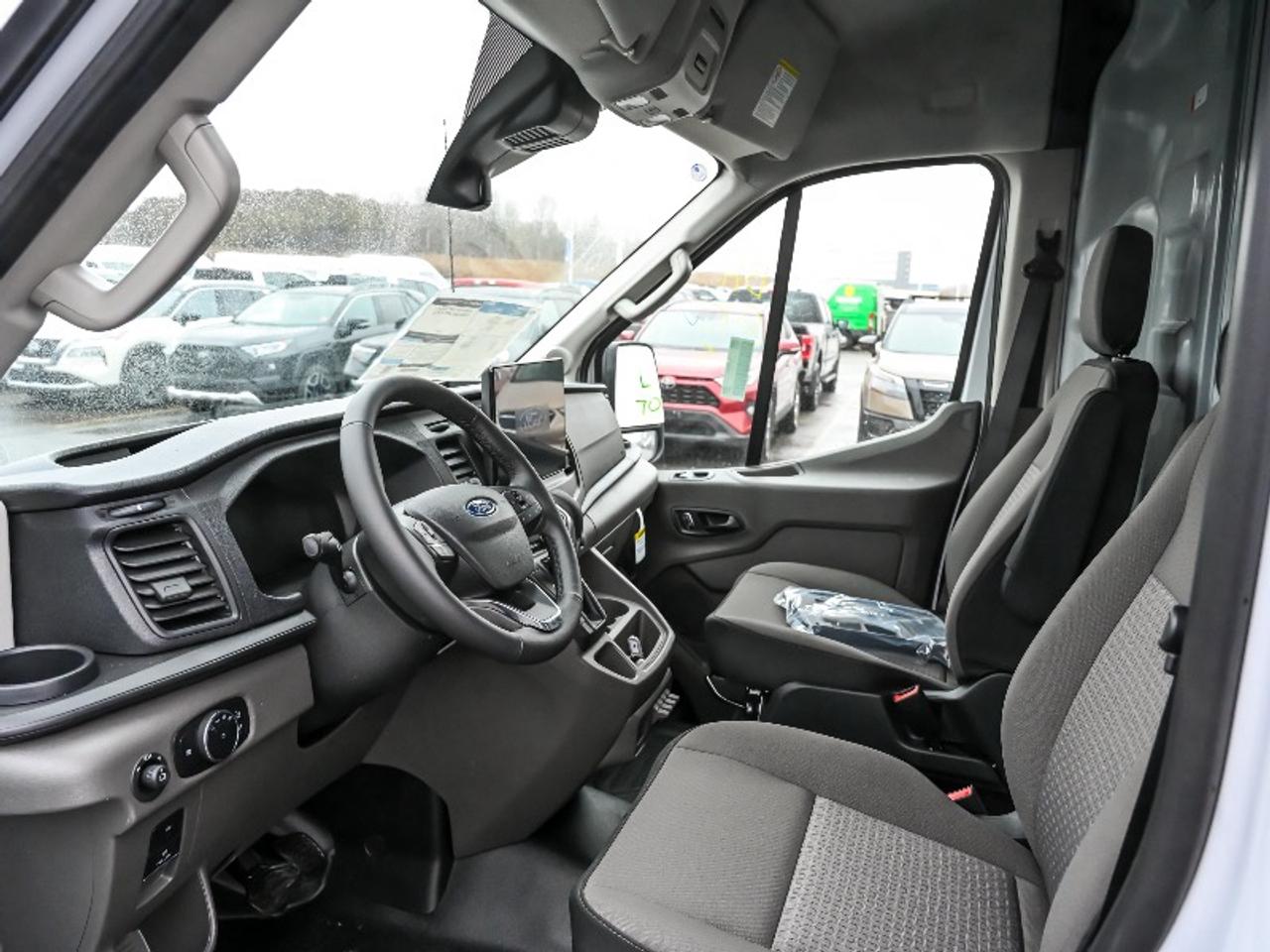2026 Ford Transit Cargo Van Photo