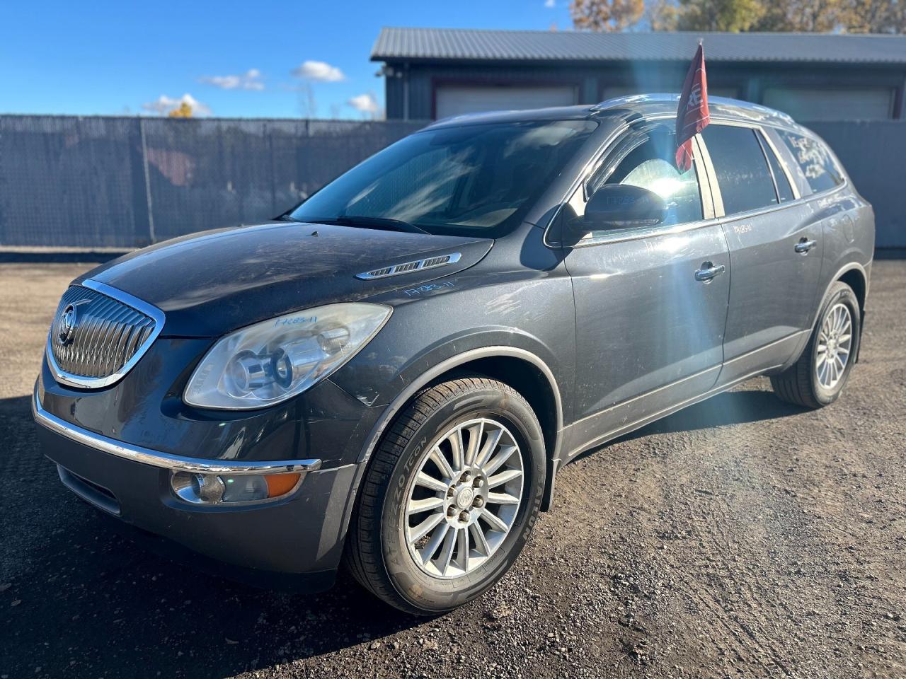Used 2011 Buick Enclave CX for sale in Saint-Lazare, QC