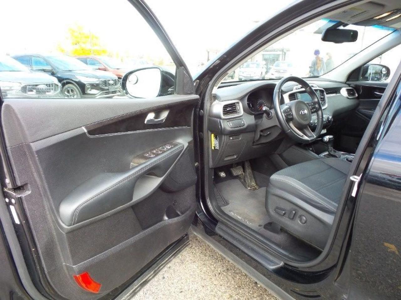 2018 Kia Sorento LX Turbo Photo5