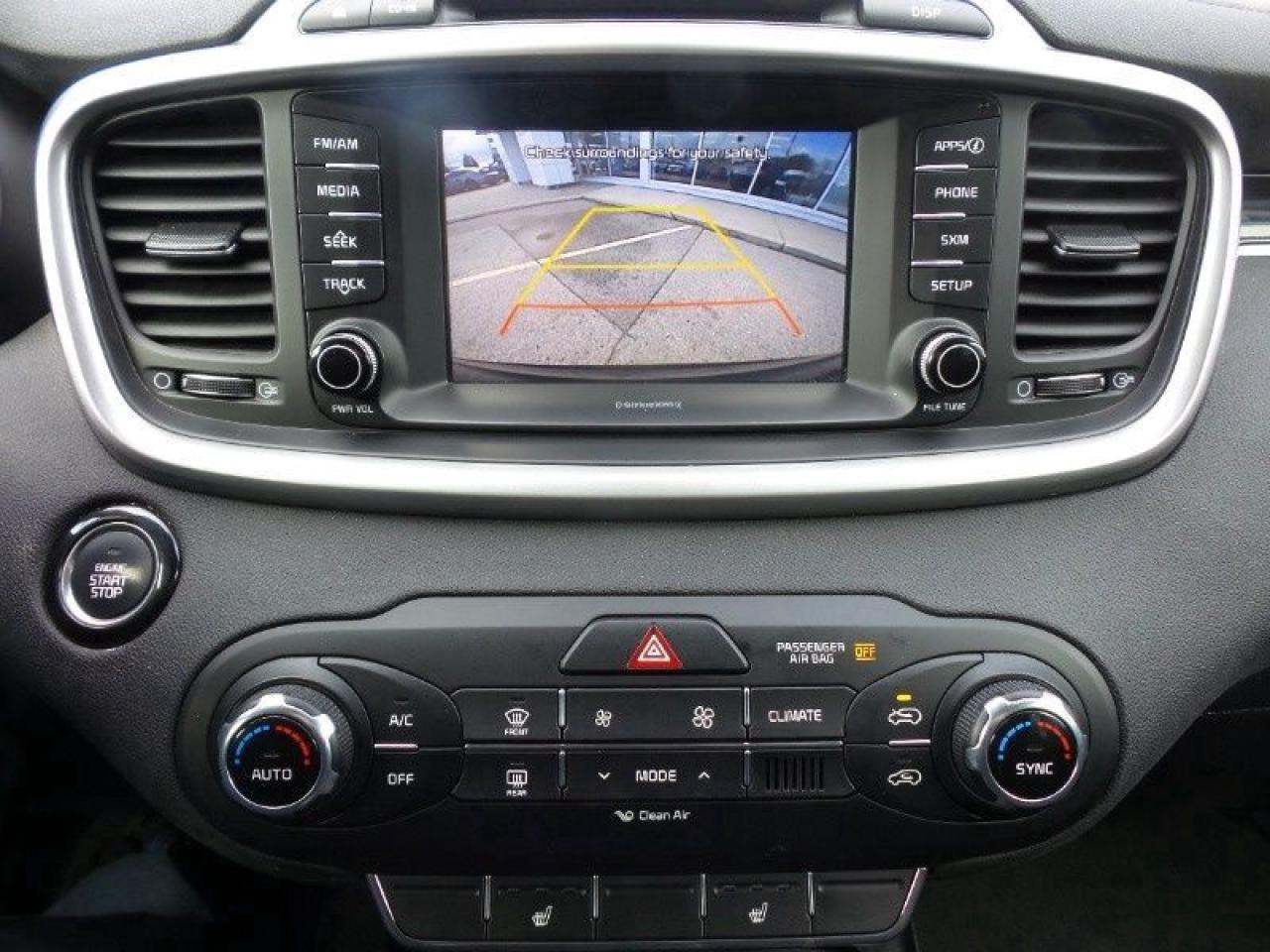 2018 Kia Sorento LX Turbo Photo5