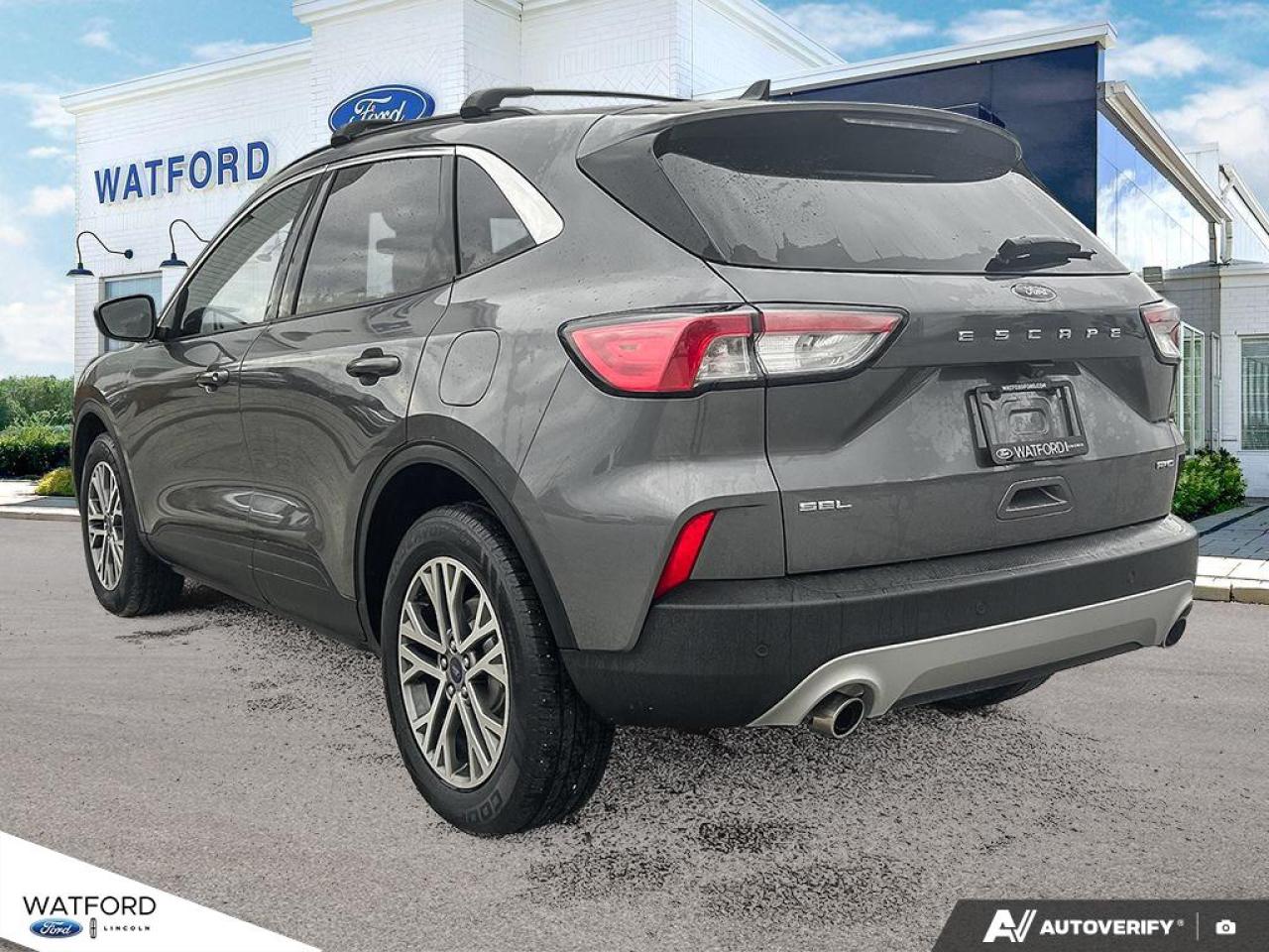2022 Ford Escape SEL AWD Photo3