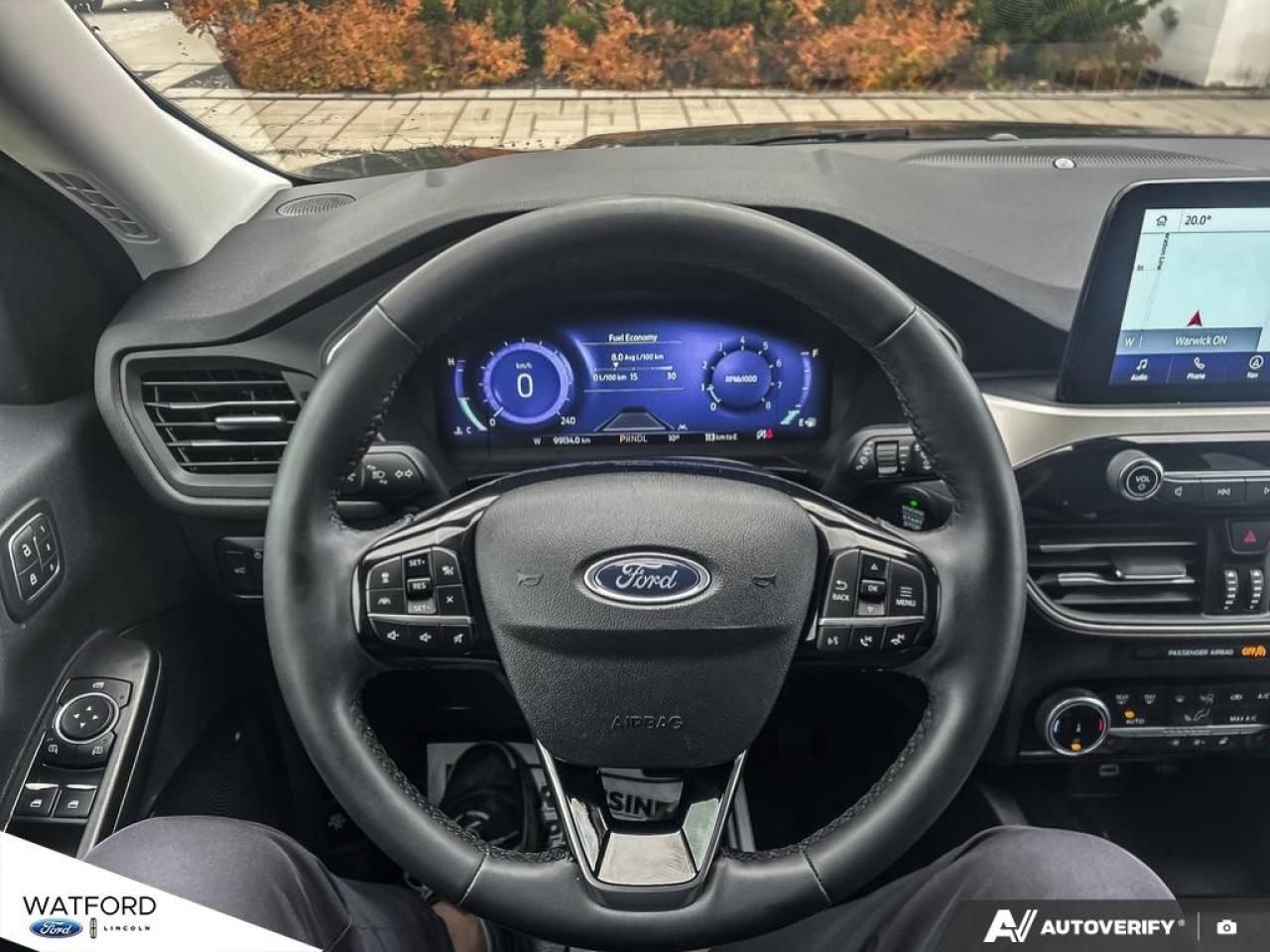 2022 Ford Escape SEL AWD Photo