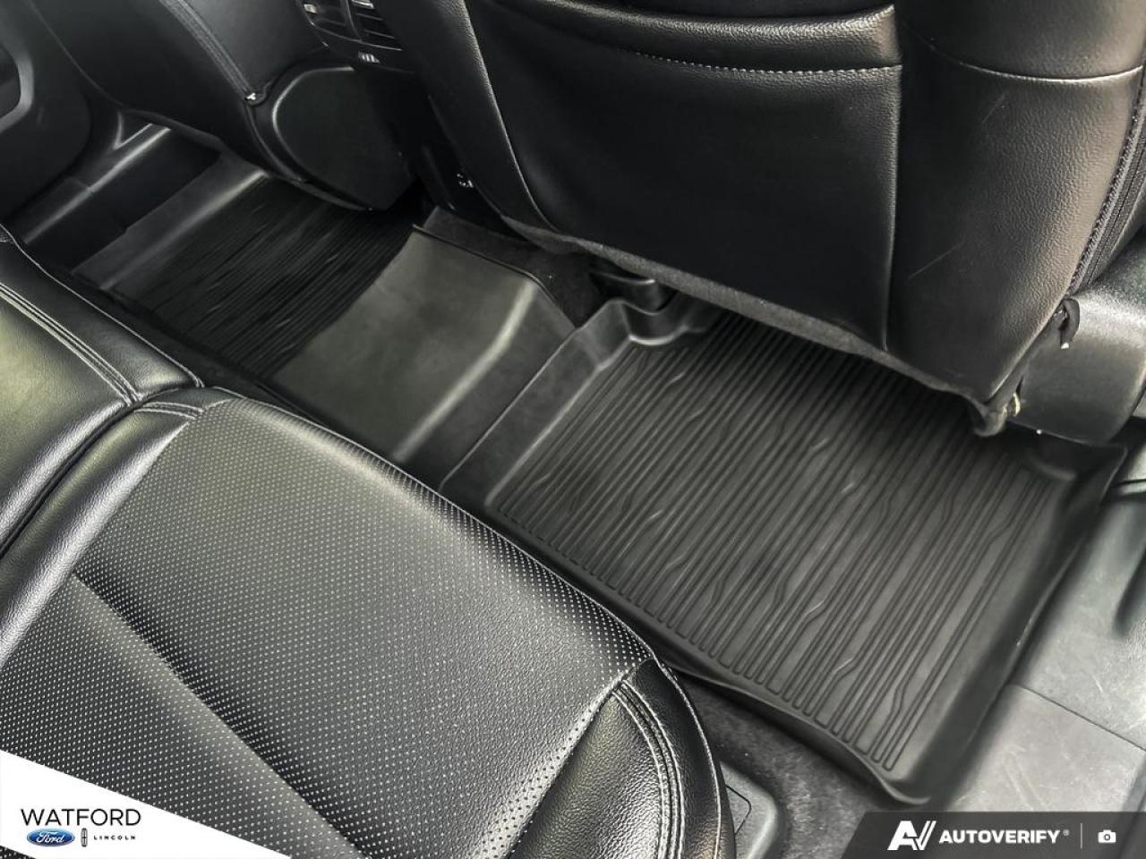 2022 Ford Escape SEL AWD Photo