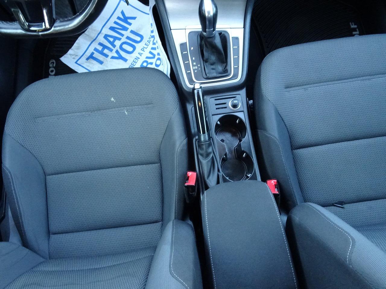 2016 Volkswagen Golf Treadline - Photo #11