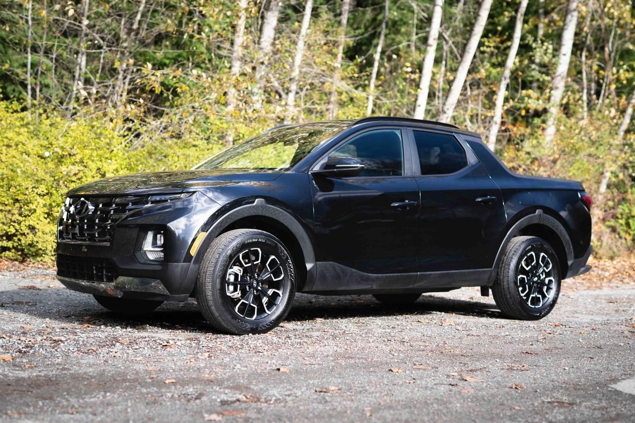 Used 2024 Hyundai Santa Cruz Preferred for sale in Surrey, BC