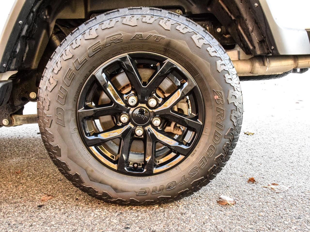 2023 Jeep Gladiator Sport S 4x4 Photo