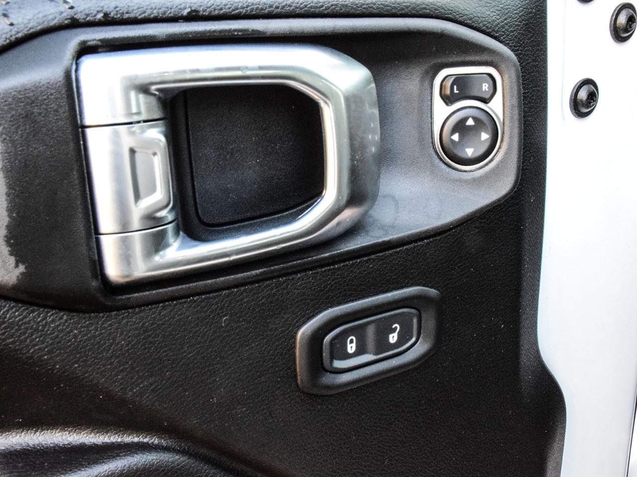 2023 Jeep Gladiator Sport S 4x4 Photo