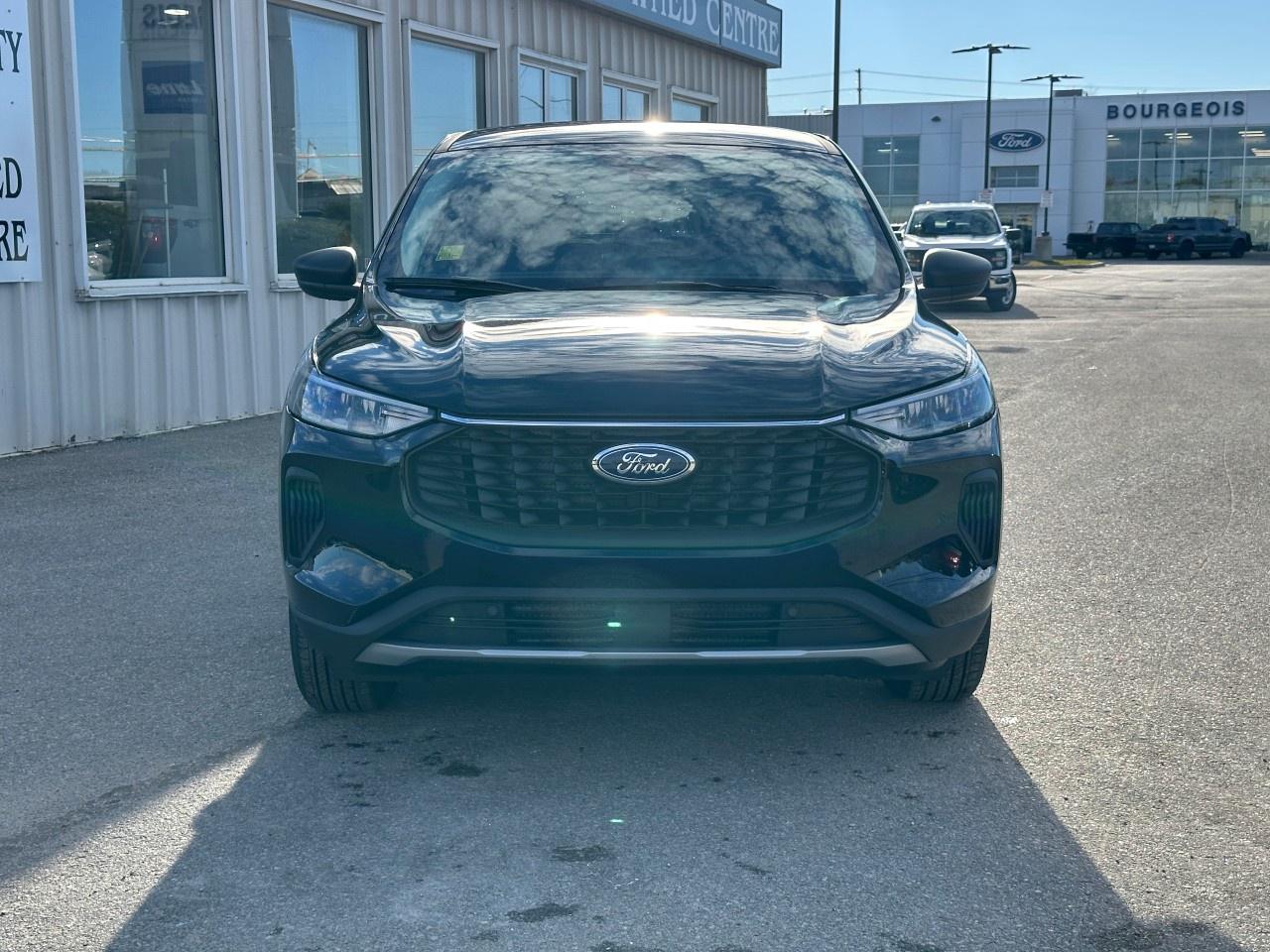 2026 Ford Escape Active AWD Photo2