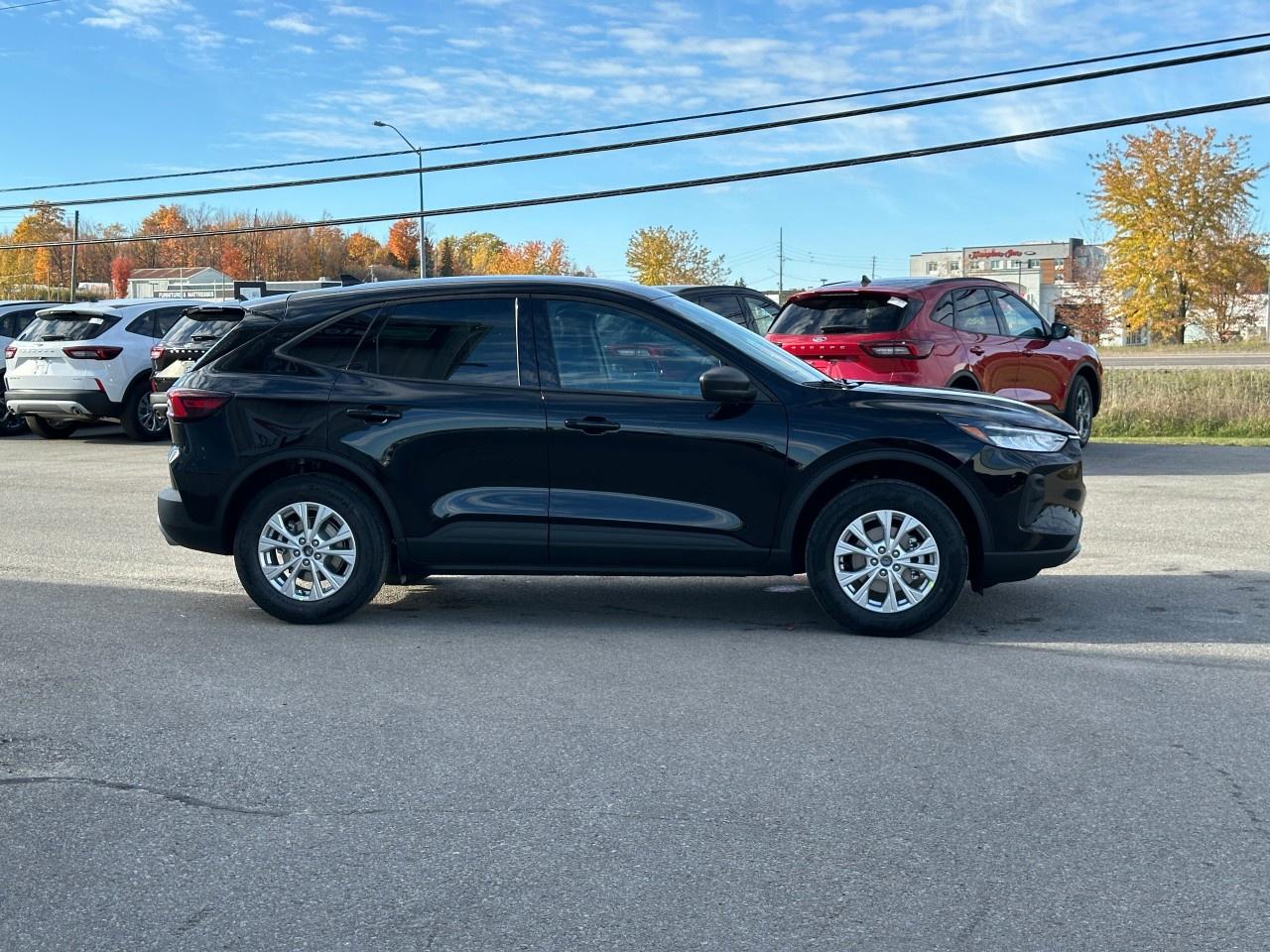 2026 Ford Escape Active AWD Photo4