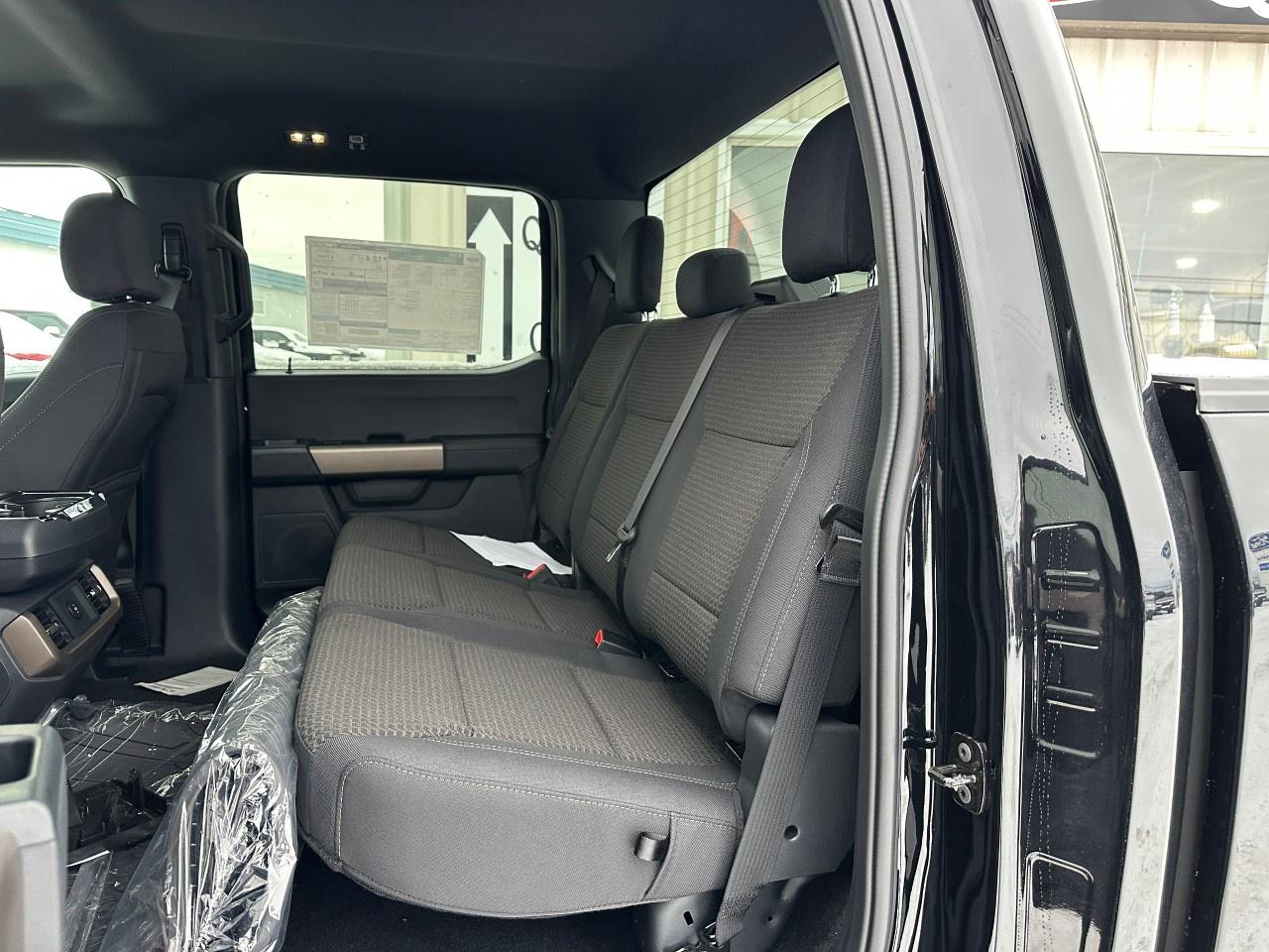 2025 Ford F-150 STX 4WD SuperCrew 5.5' Box Photo