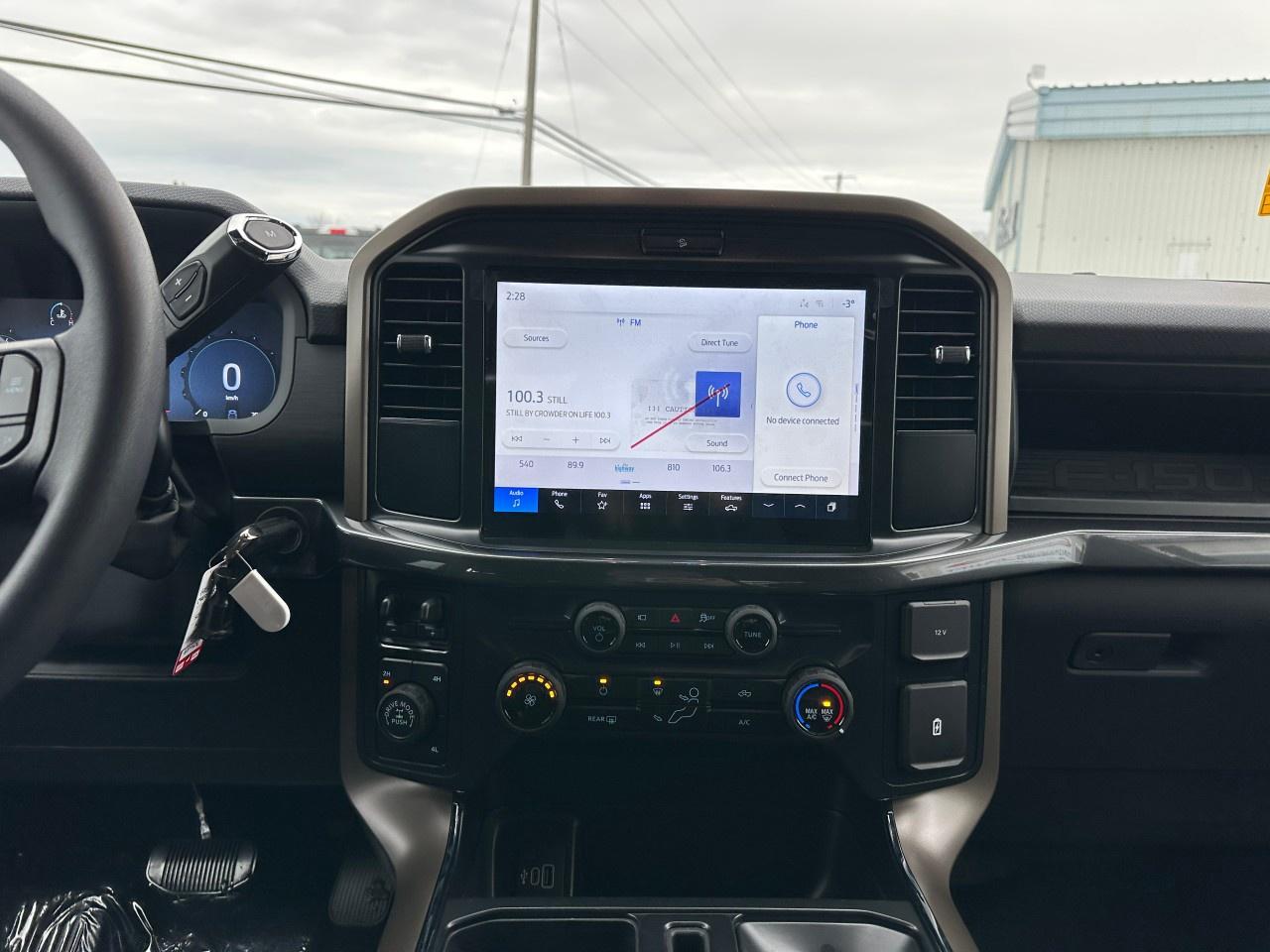 2025 Ford F-150 STX 4WD SuperCrew 5.5' Box Photo