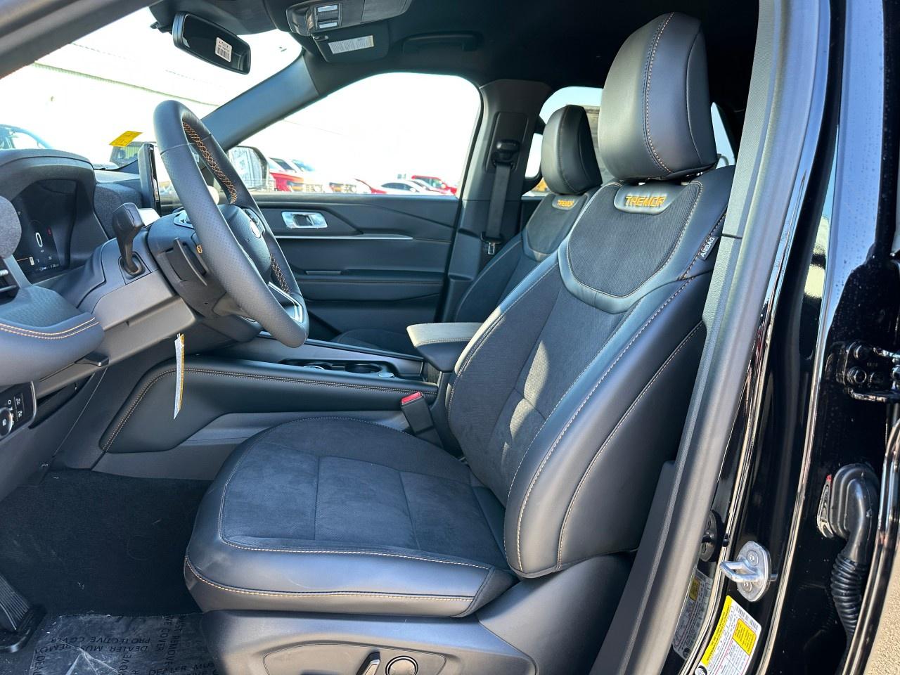 2026 Ford Explorer TREMOR 4WD Photo