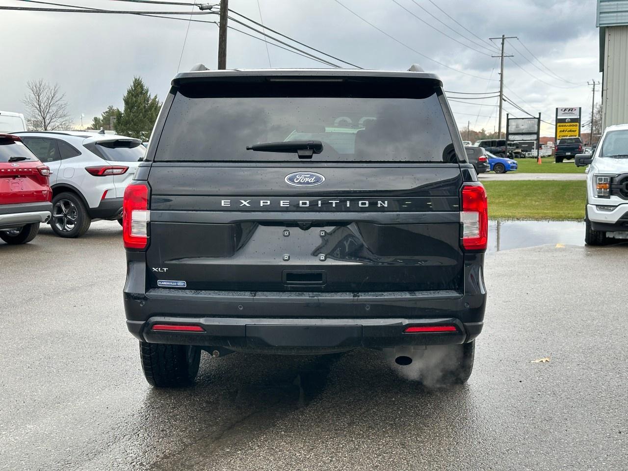 2024 Ford Expedition XLT 4X4 Photo