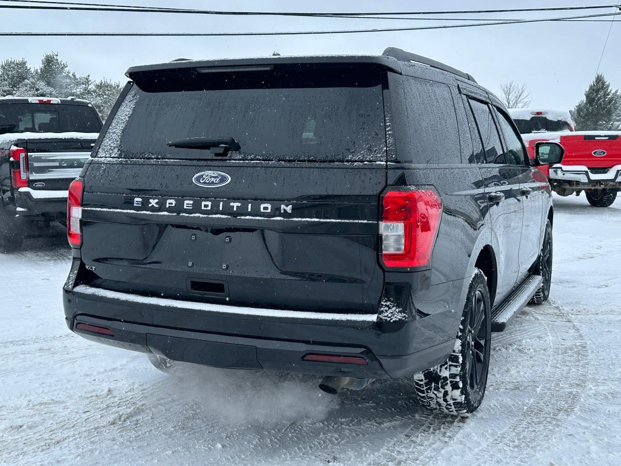 2024 Ford Expedition XLT 4X4 Photo