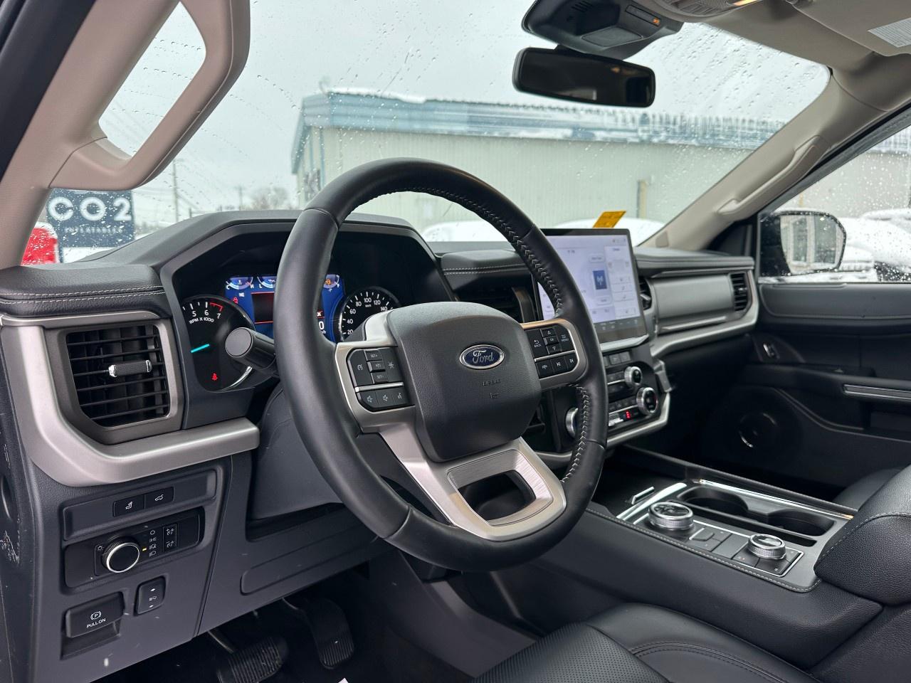 2024 Ford Expedition XLT 4X4 Photo