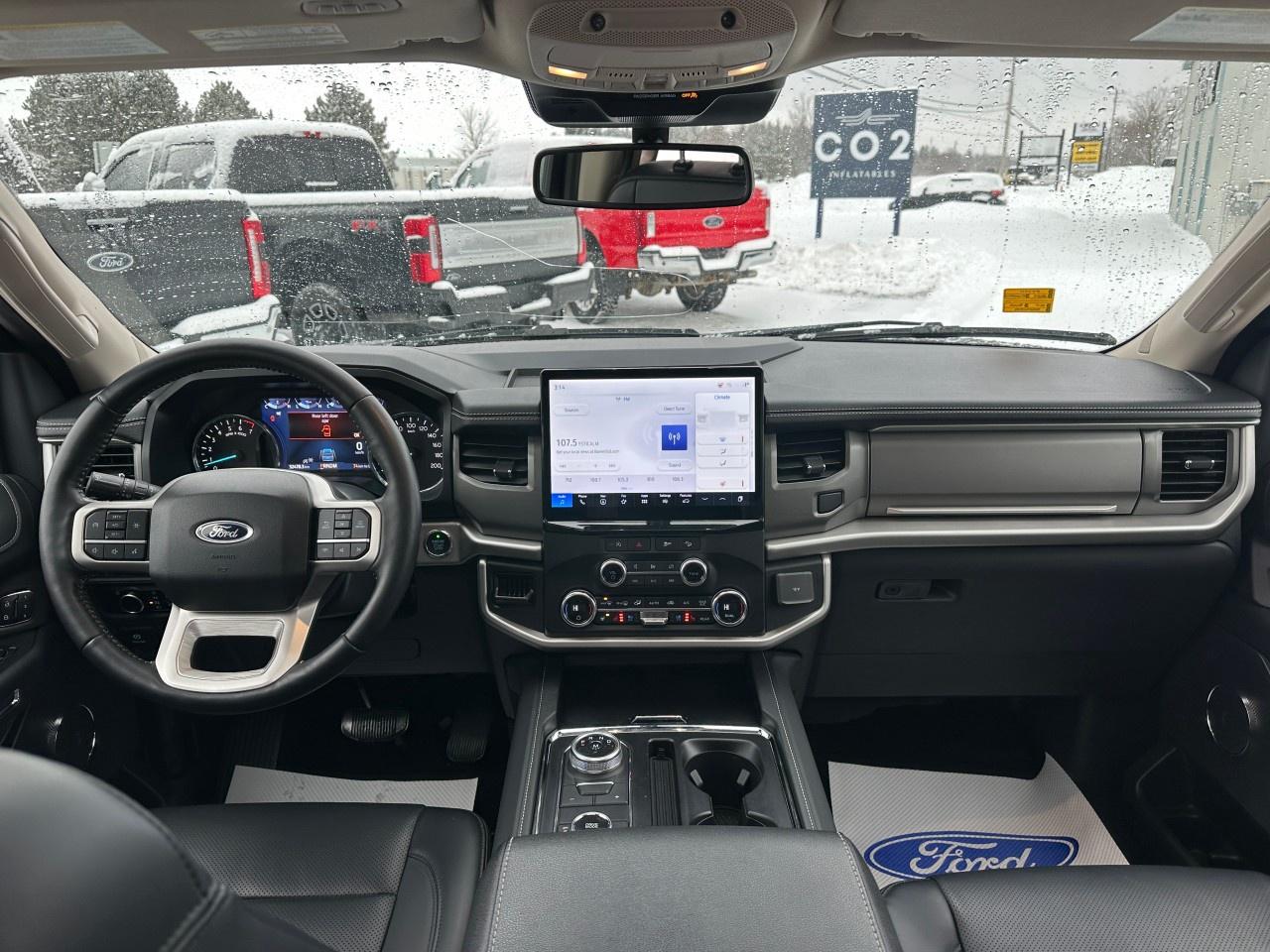 2024 Ford Expedition XLT 4X4 Photo